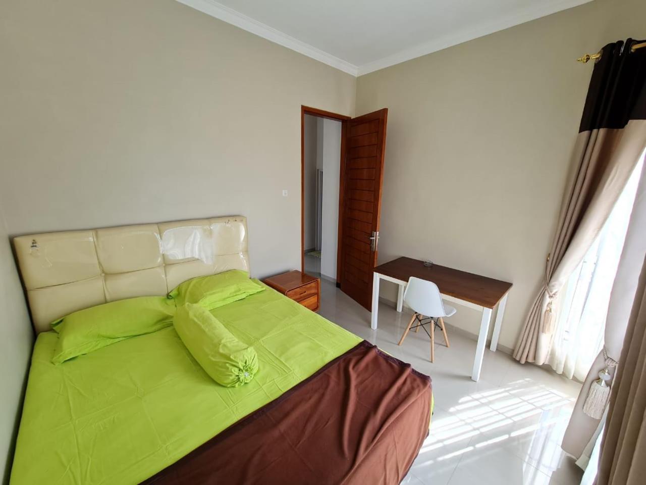 Samadi Villa Batu view 5