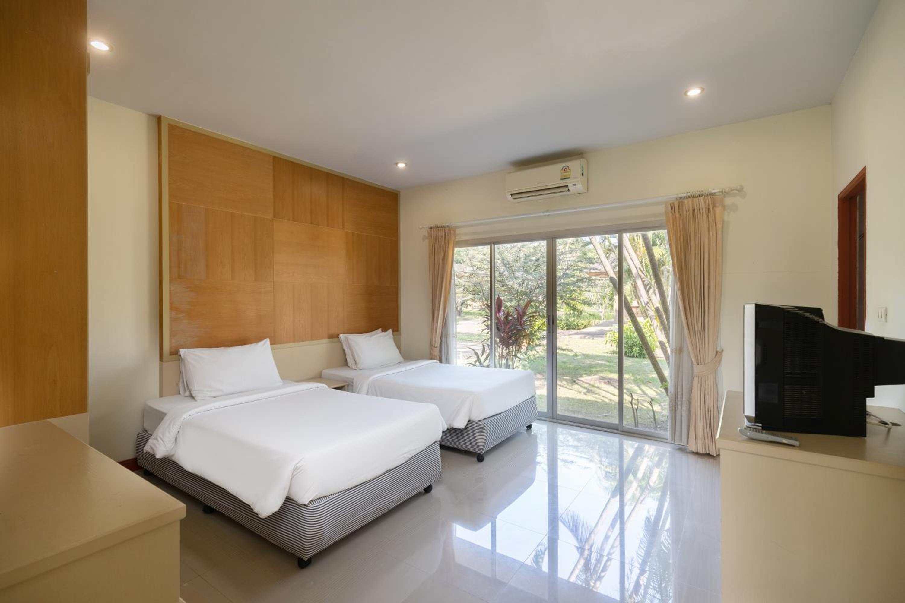 Thara Cholapruek Resort, photo 98