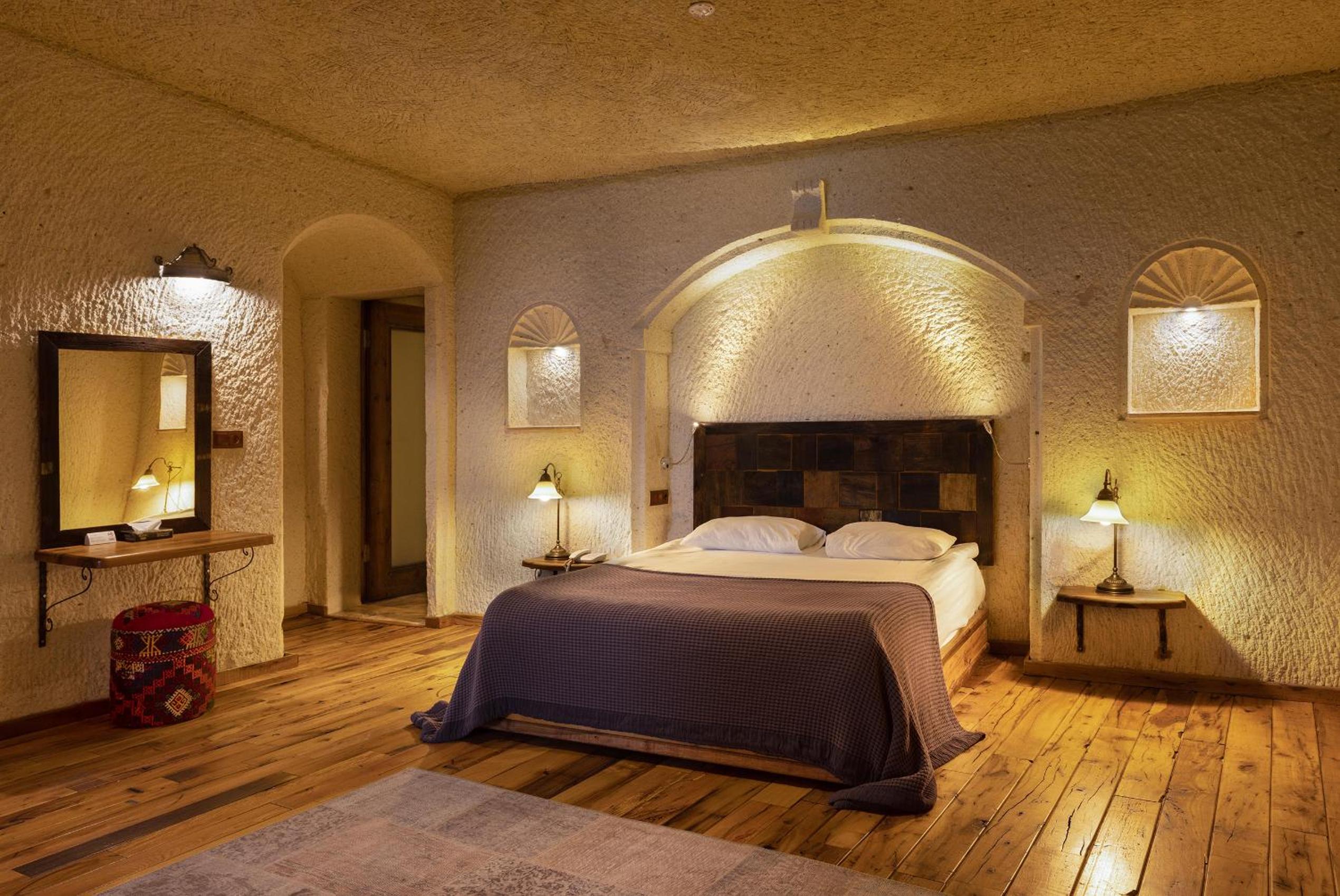 Seki Cave Suites - Image 9