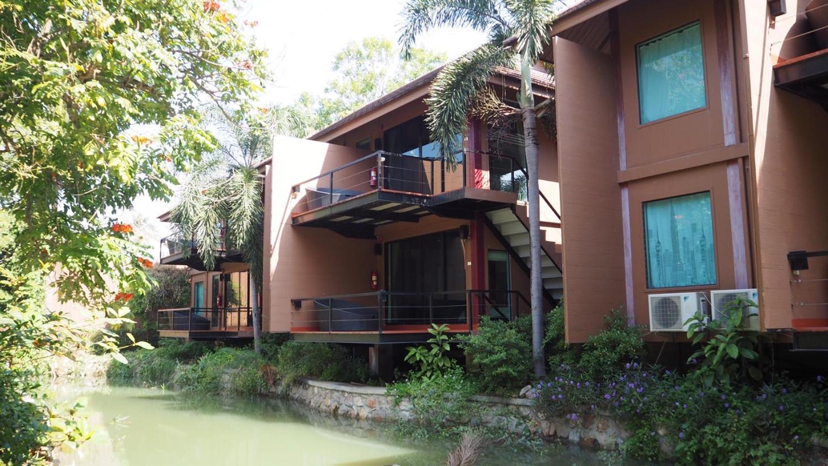 The Grace Amphawa