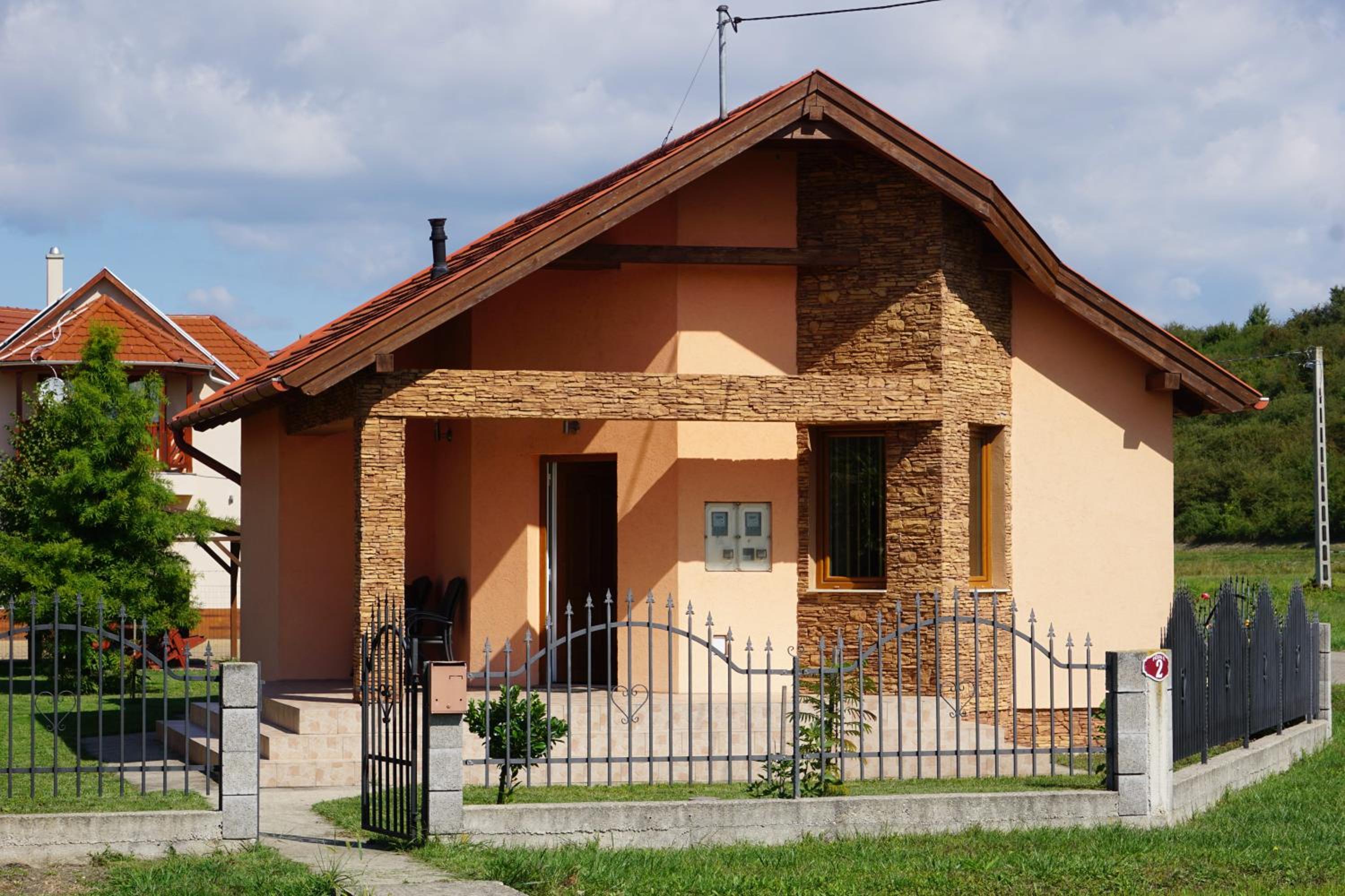 FŰZFA VENDÉGHÁZ