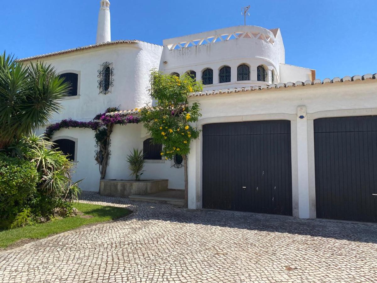 Casa Gondi - Right by Gale Beach - Large lush gardens view 5