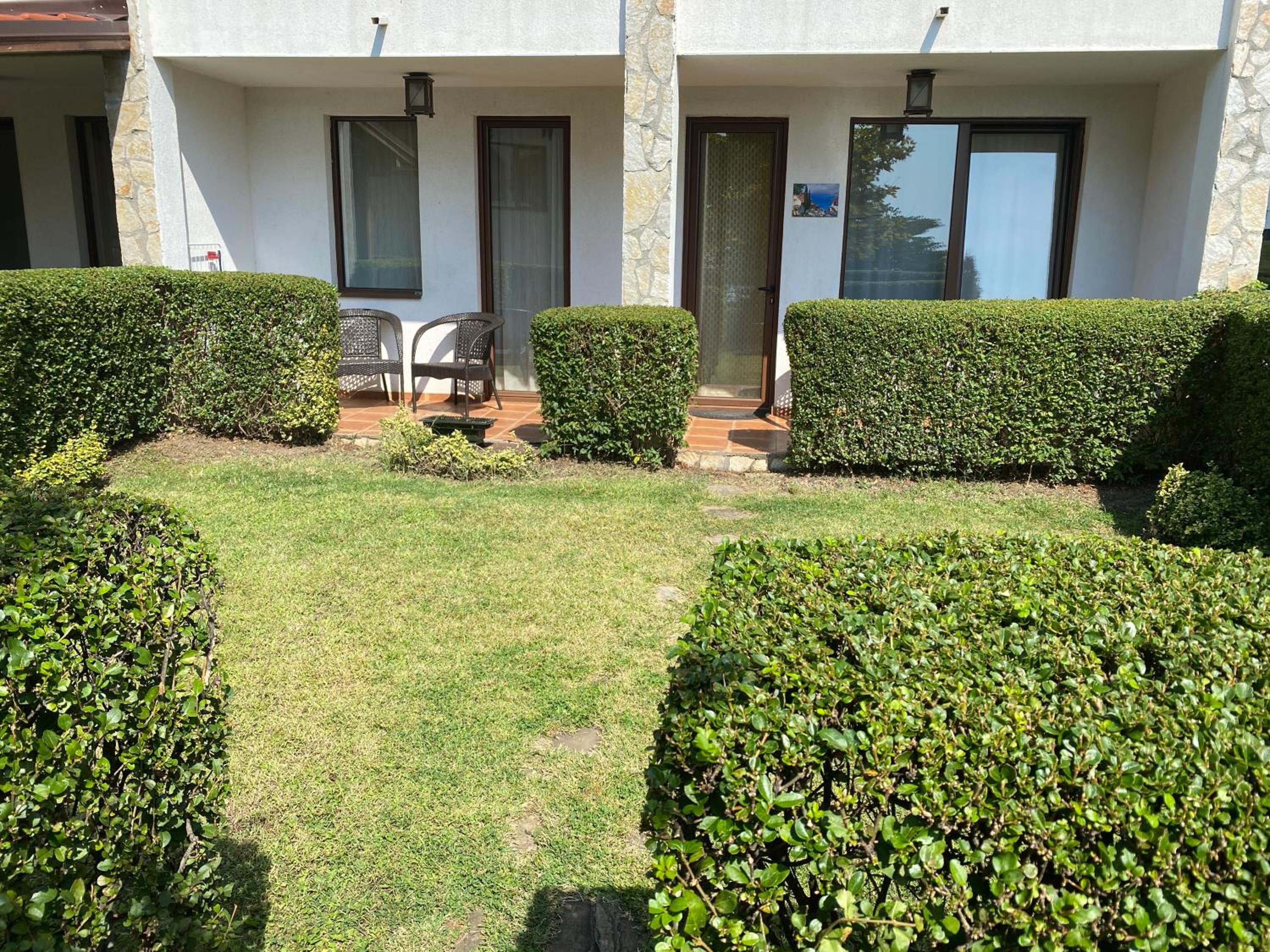 Photo 6