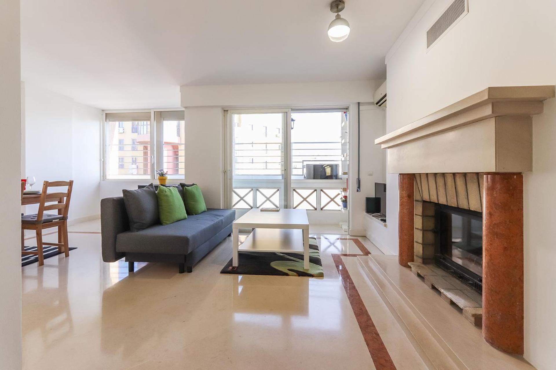 Lisbon Flower 360º - Your Lovely Flat with Pool and Parking view 3