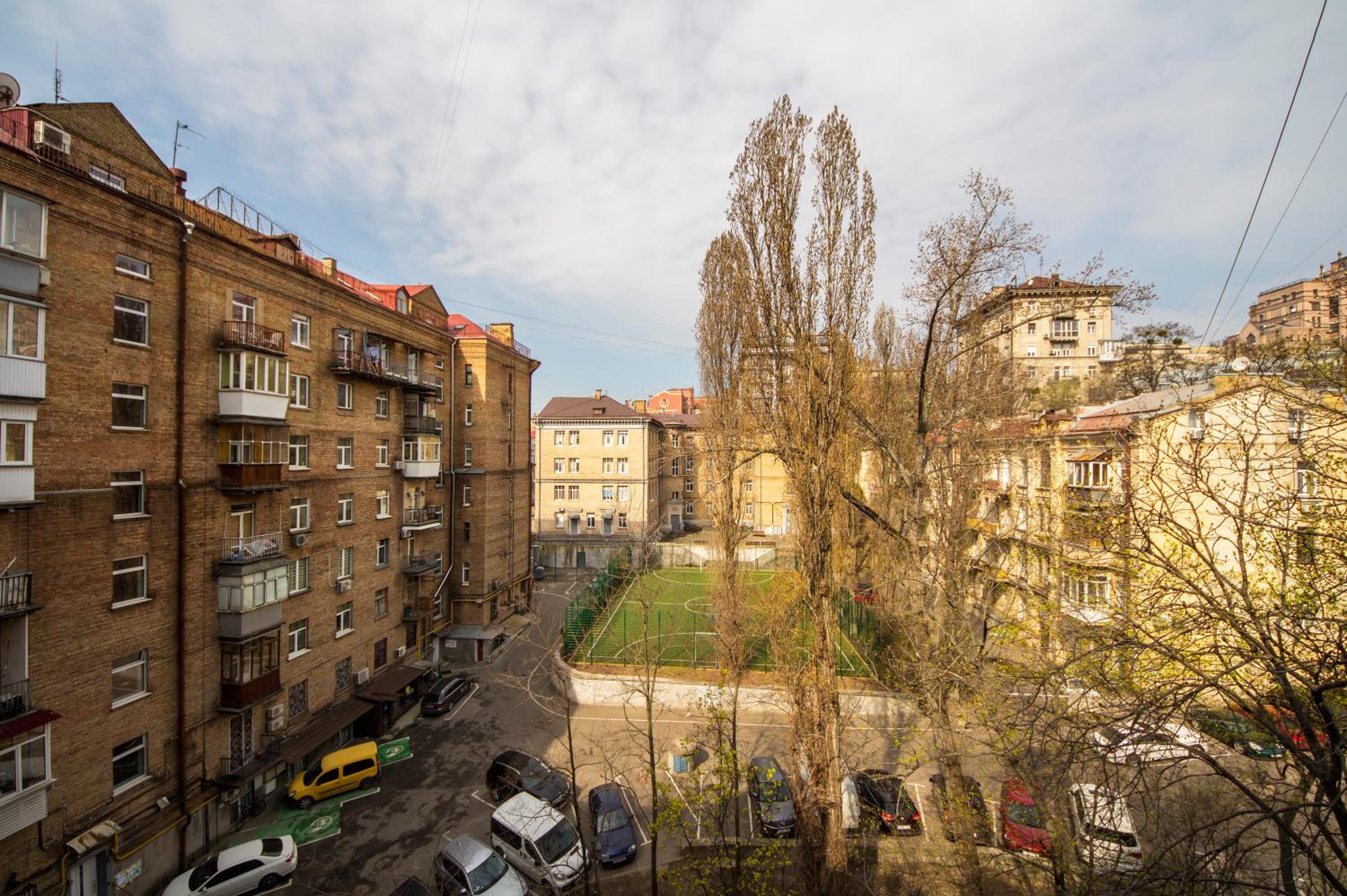 Central Apartments Maidan Area view 2