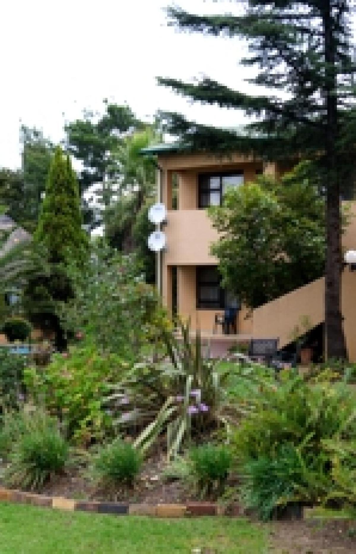 St Michelle Guest Lodge & Hydro Retreat, photo 20