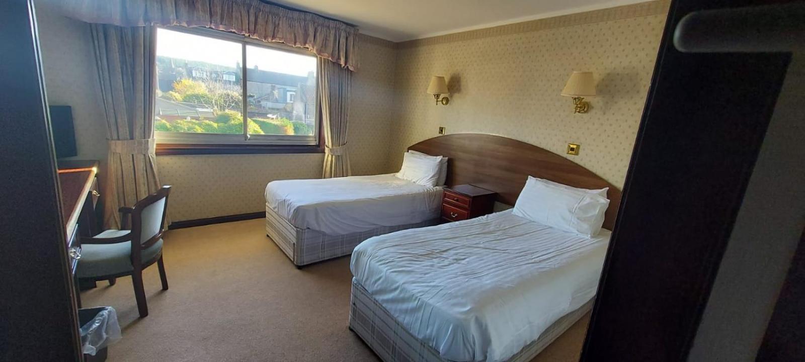Gordon Arms Hotel view 4
