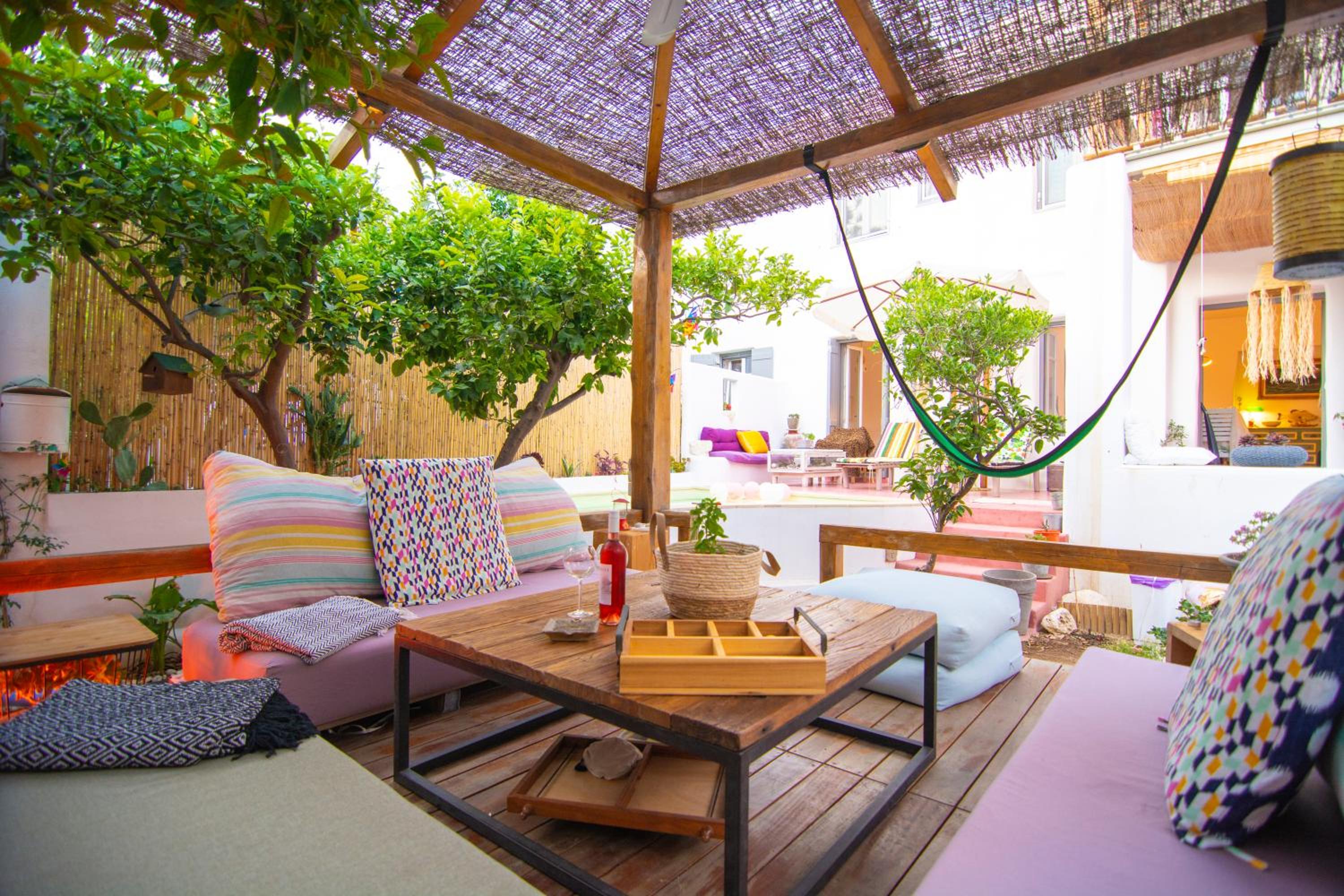 Quartano Paros Residence en Naousa — balance & terrace