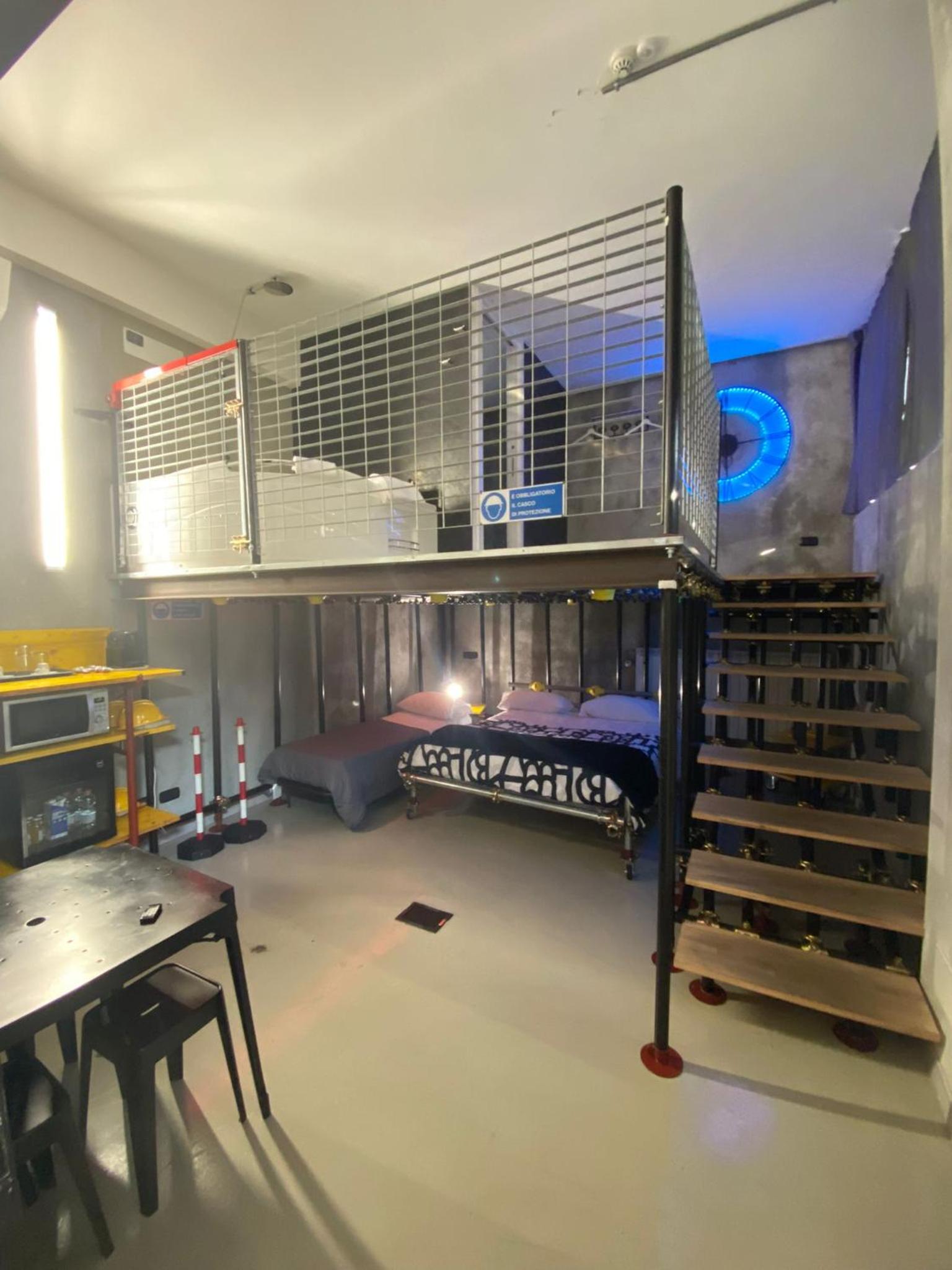 B2In Suite & Office