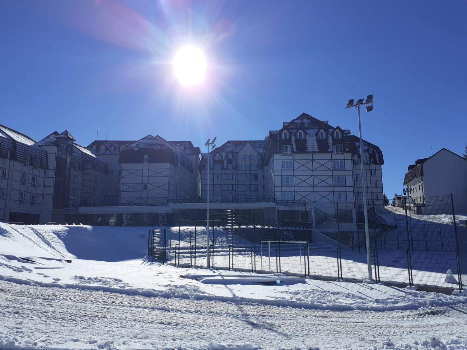 Lux apartmani Dunja Kopaonik Čardaci - WHITE