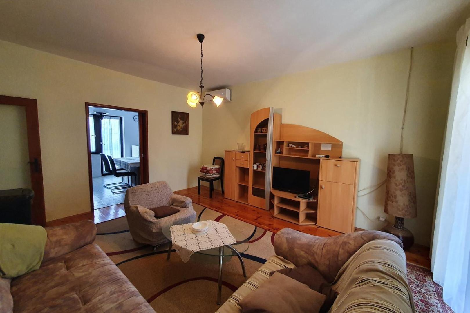 One bedroom apartment Hofer for 2 person close to Poreč center view 4