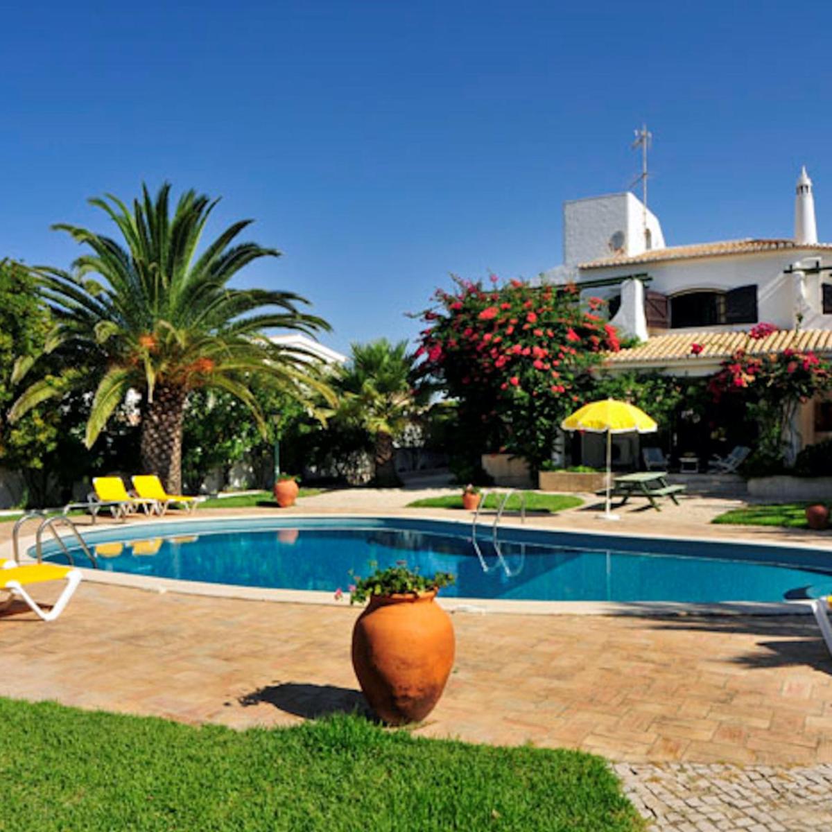 Casa Gondi - Right by Gale Beach - Large lush gardens view 3