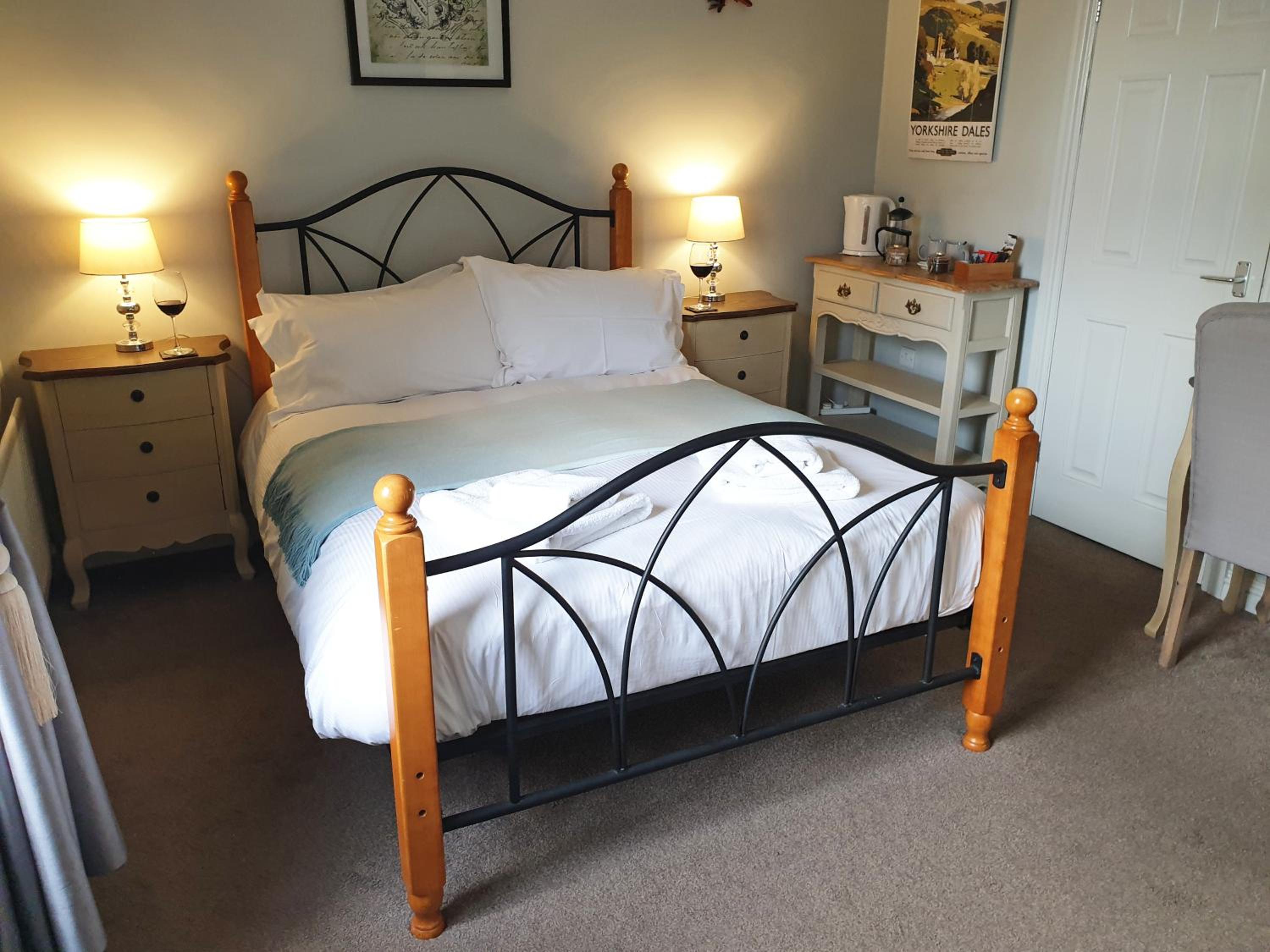 The Clarendon Country Pub with rooms