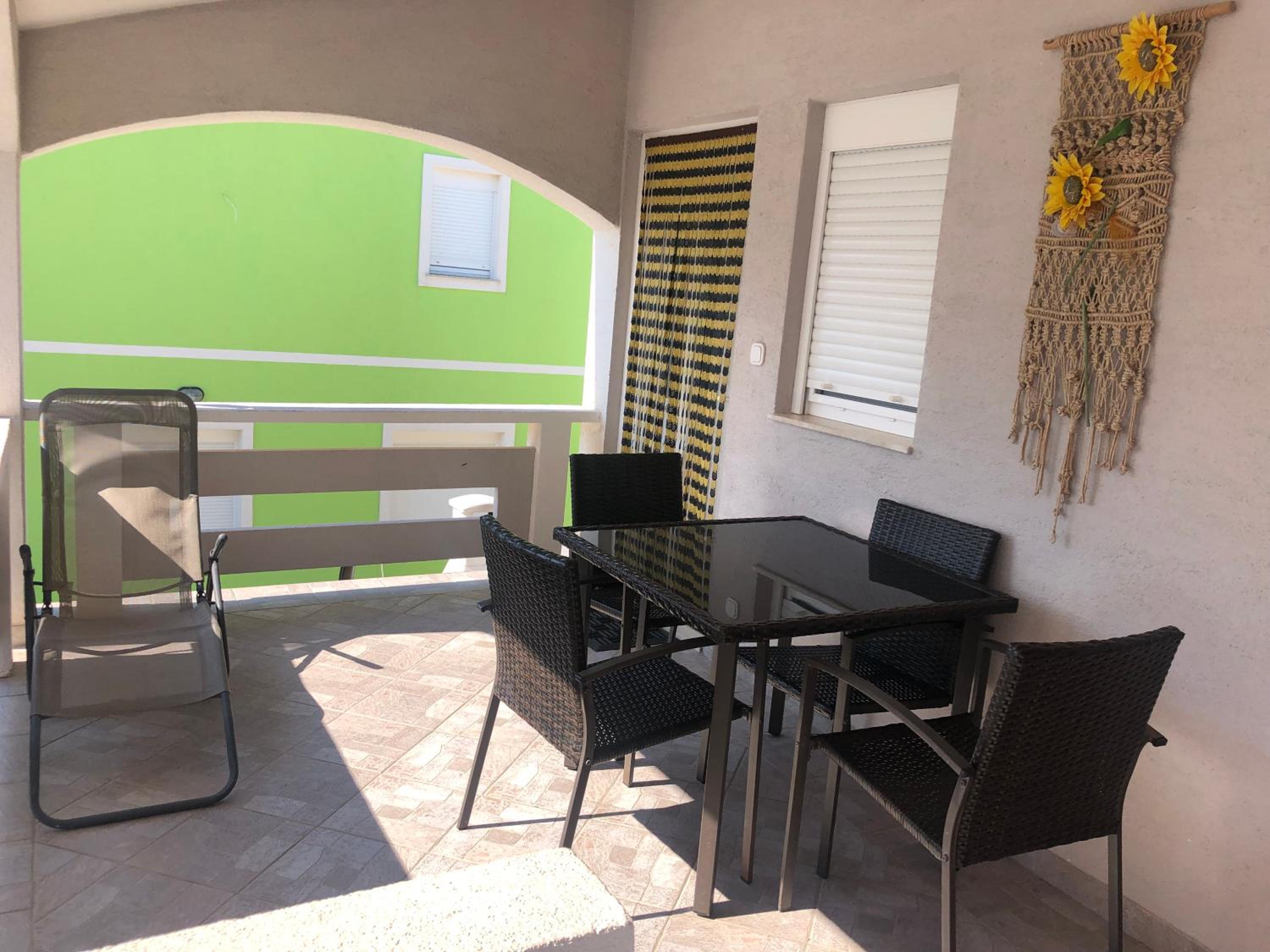 Apartments Geli view 3