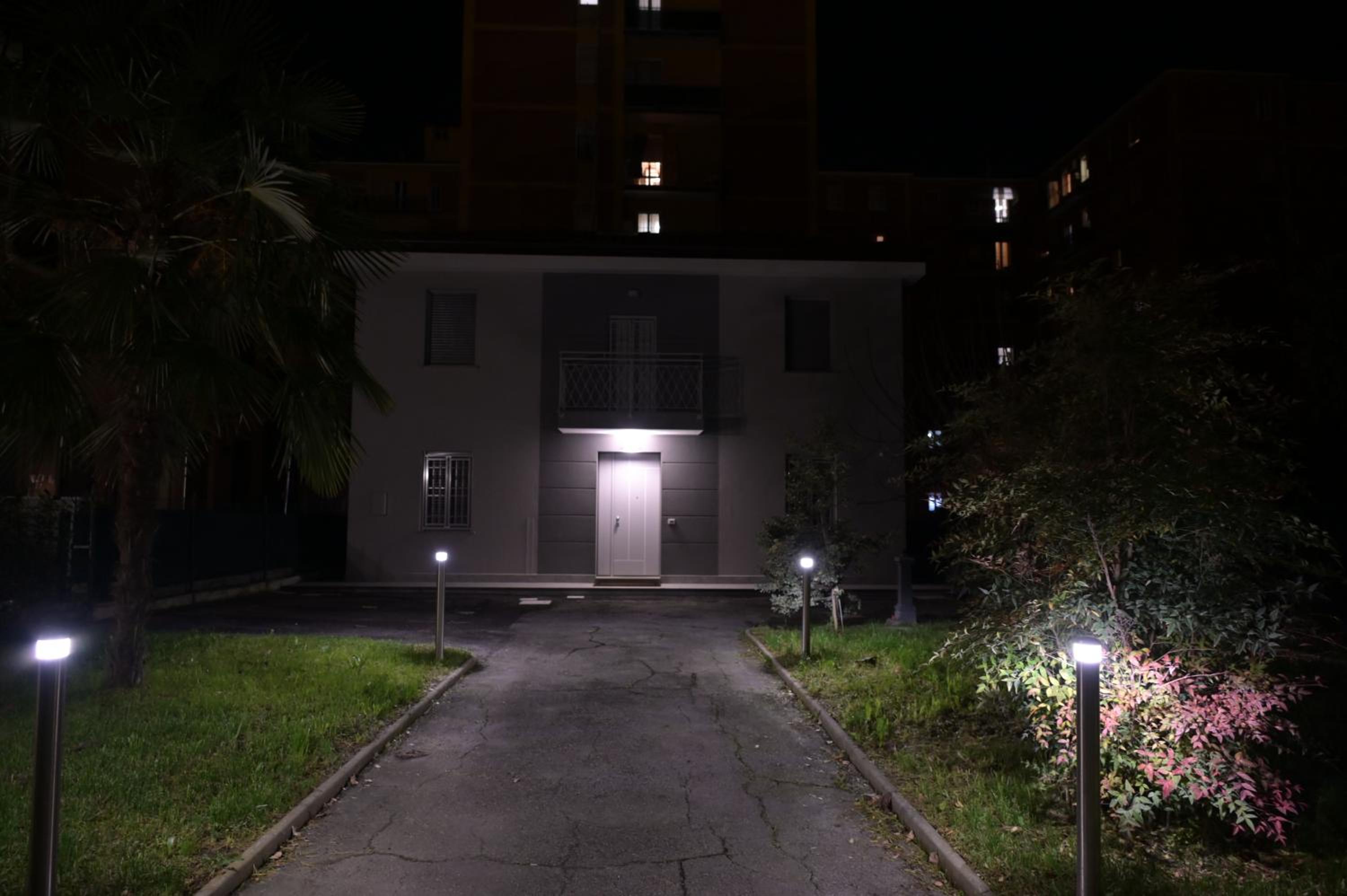 Grigio Perla Panigale, villetta esclusiva con giardino, 3 camere, parcheggio privato fino 3 posti auto - Un oasi di tranquillità - Vicina all'Aeroporto, Un view 4