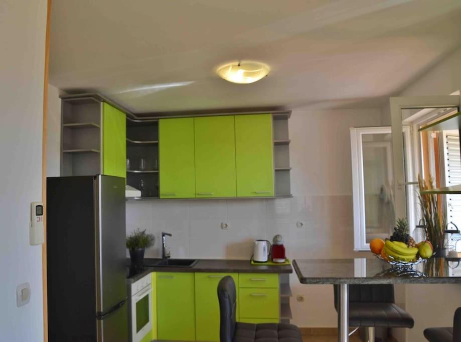 Sea La Vie Holiday home with pool view 3