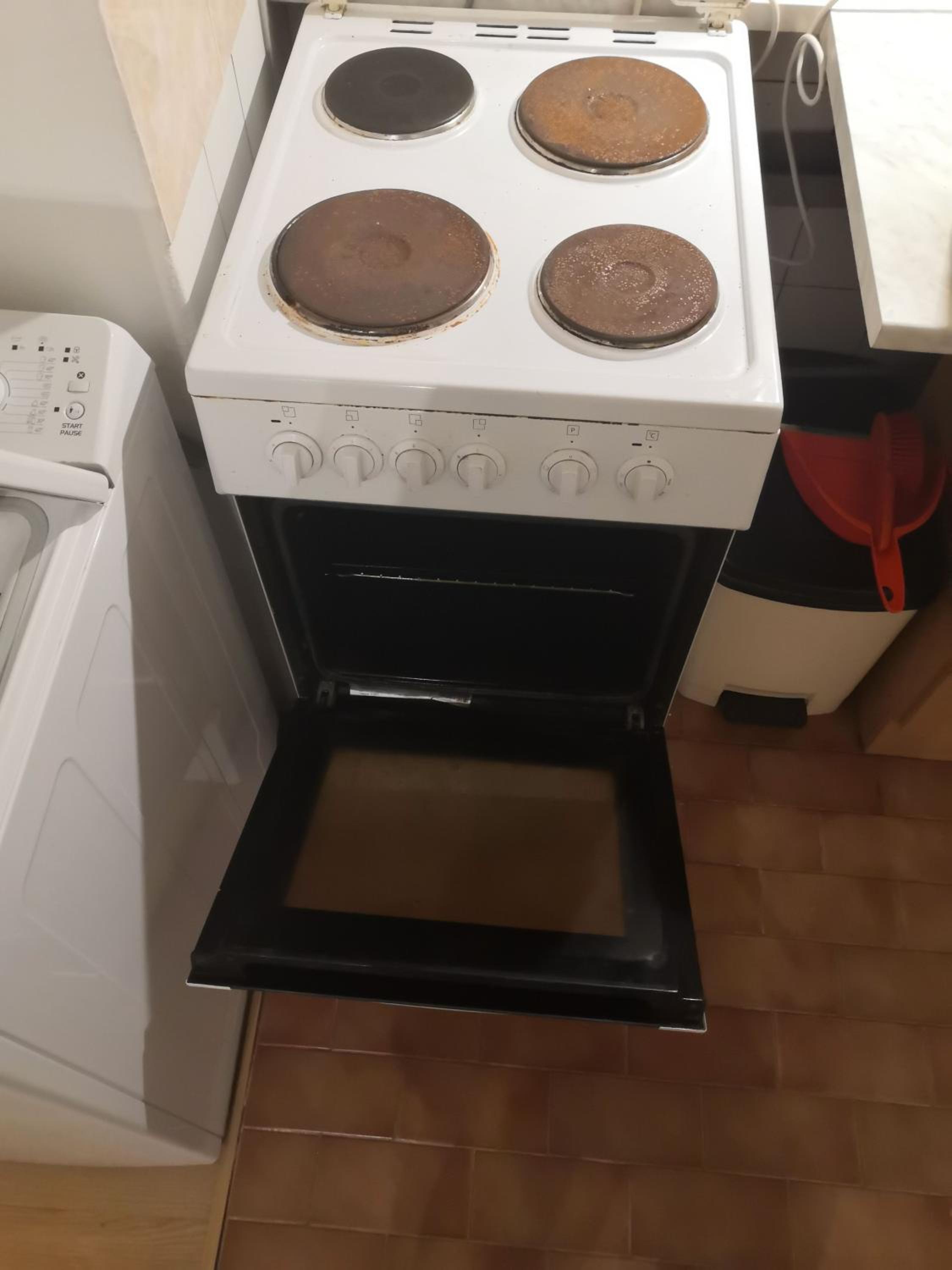 Economy flat 18 minutes from Vaclavske namesti