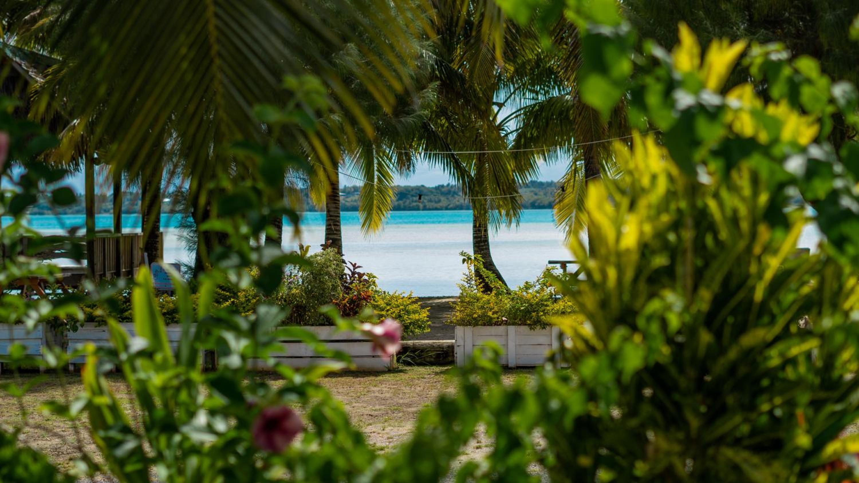 Aitutaki Village