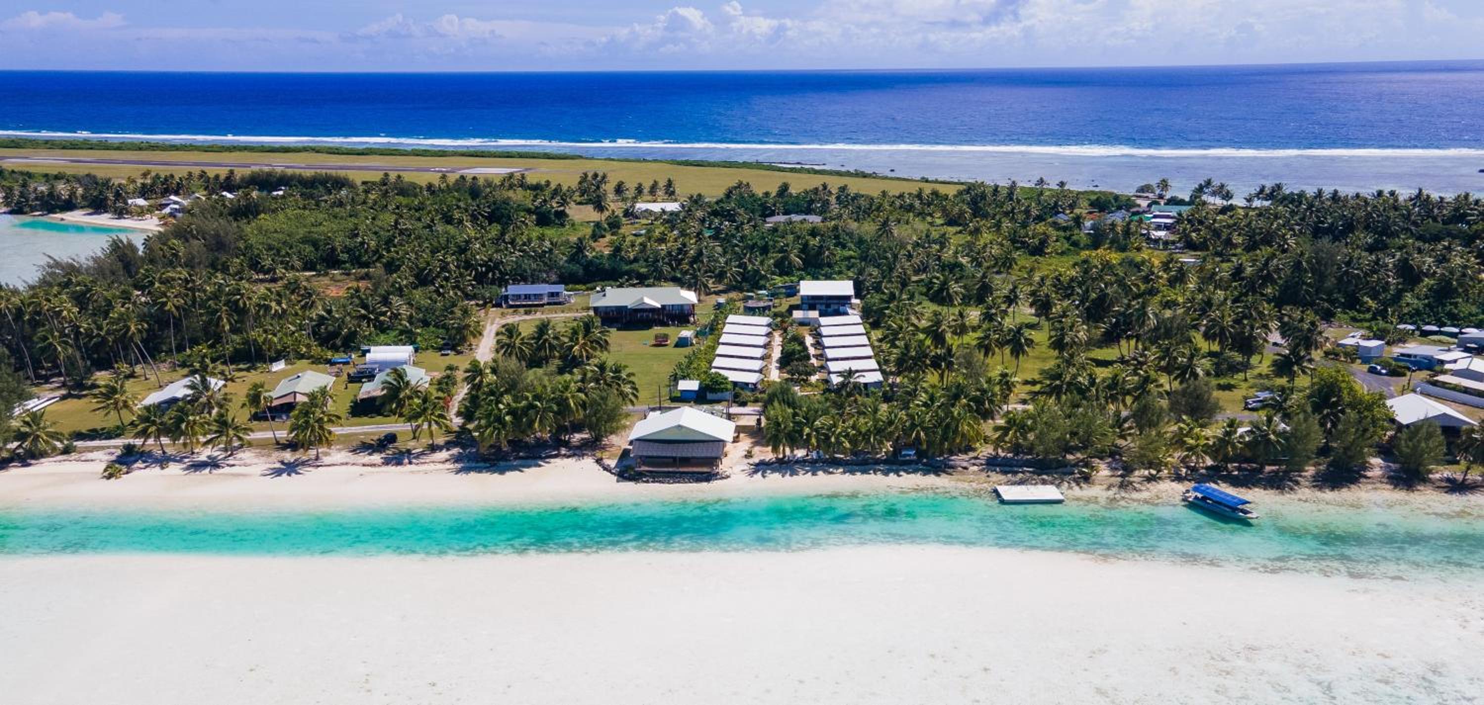 Aitutaki Village