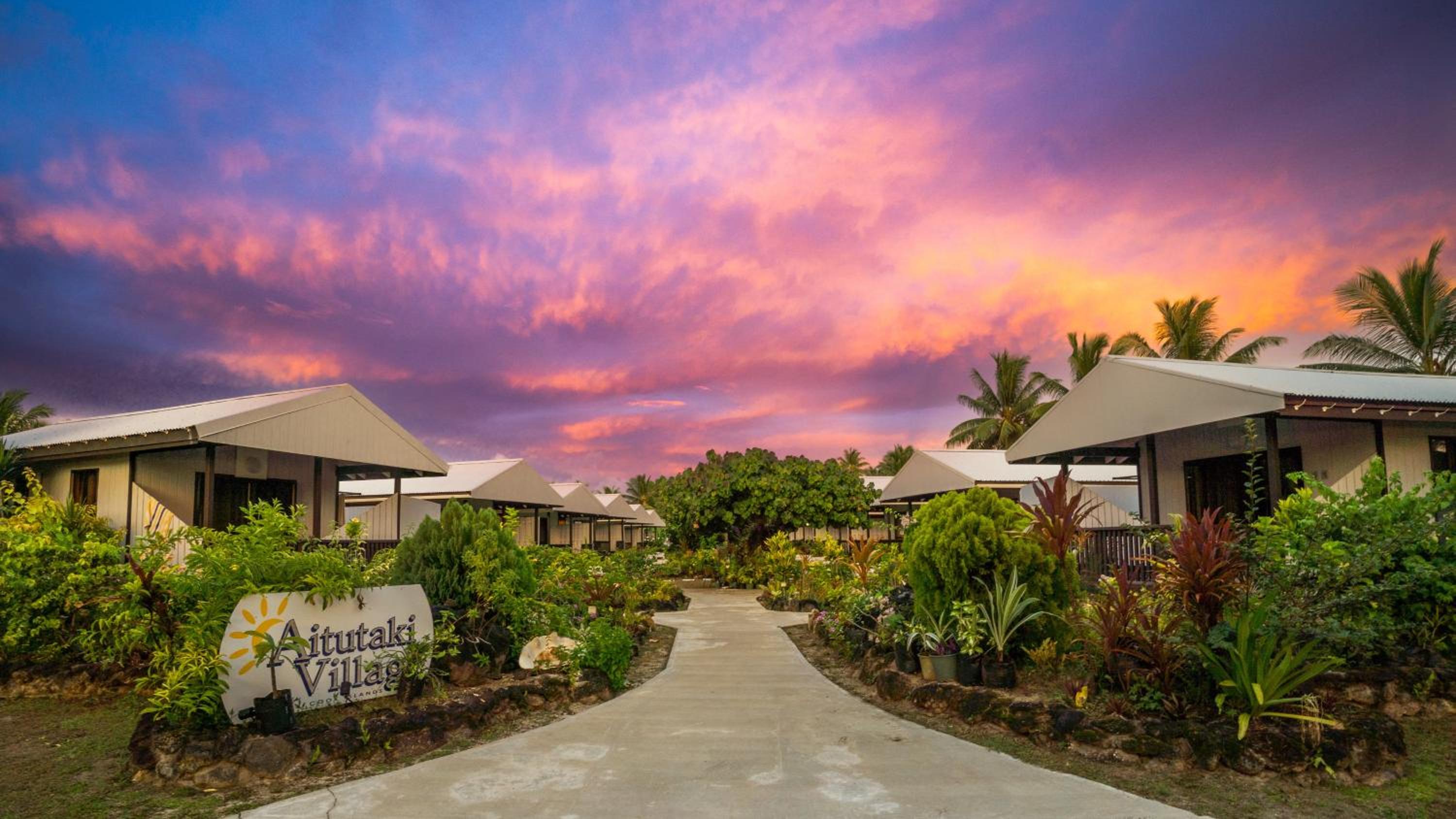 Aitutaki Village