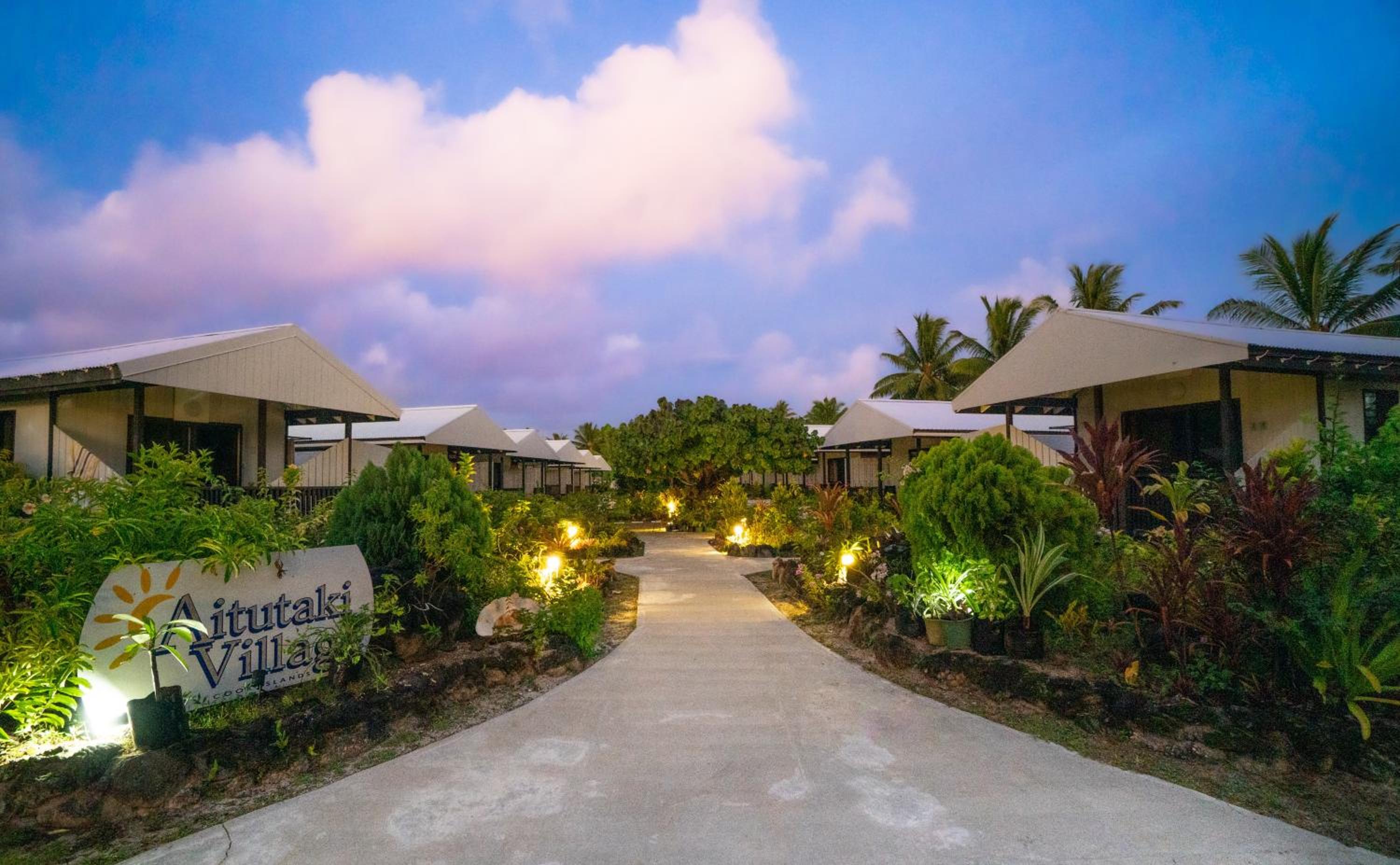 Aitutaki Village
