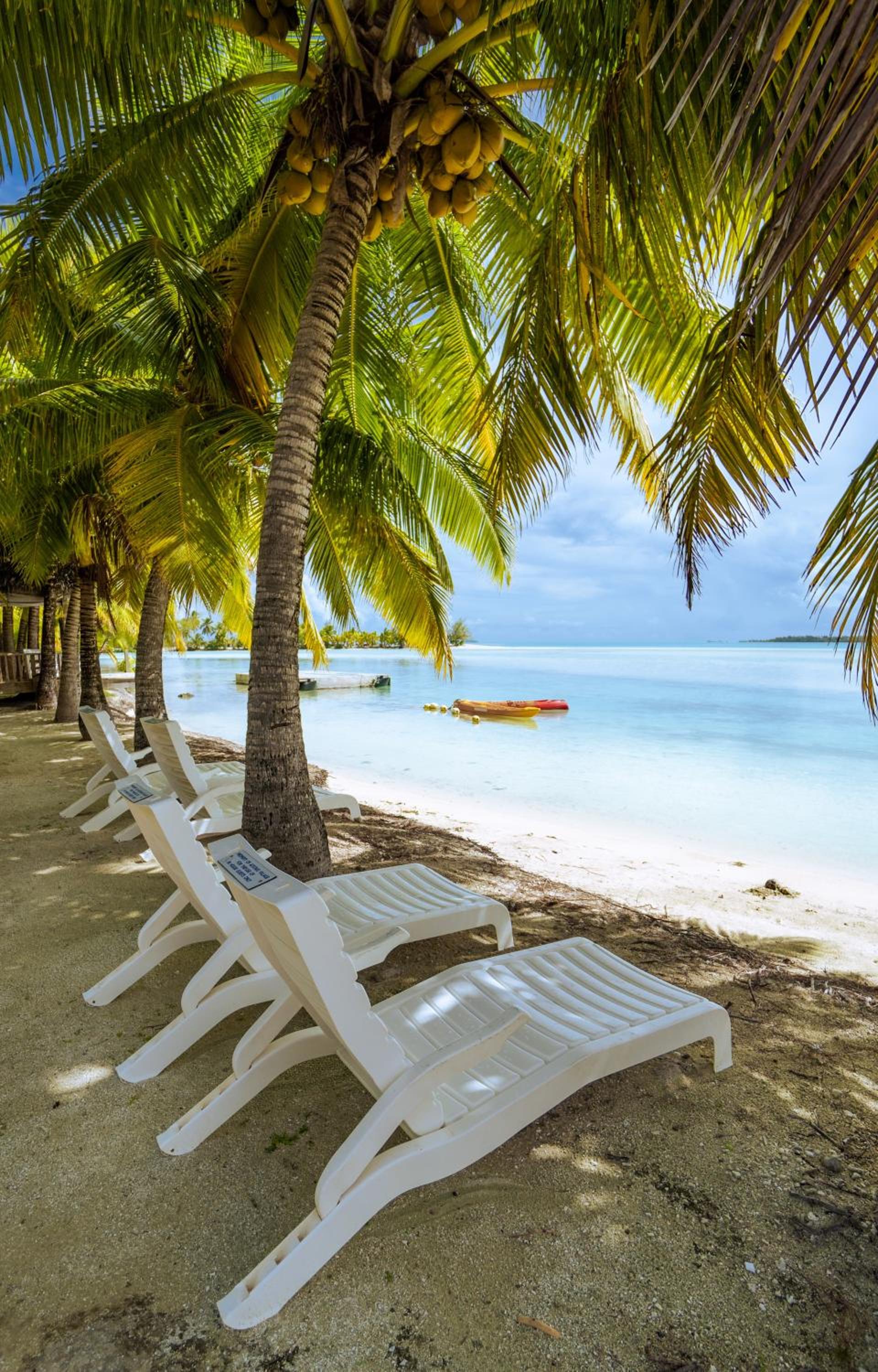 Aitutaki Village