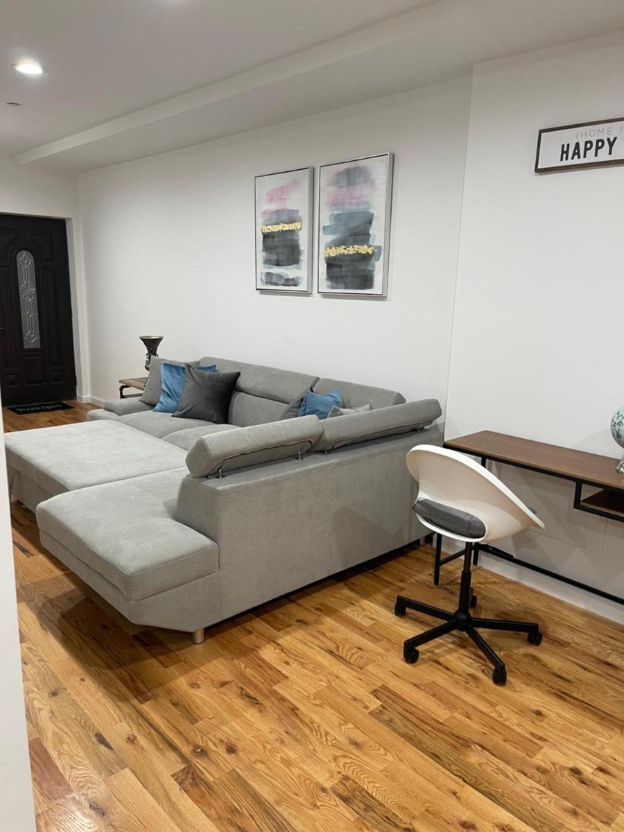 Luxury apartments NY 4 Bedrooms 3 Bathroom Free Parking view 3
