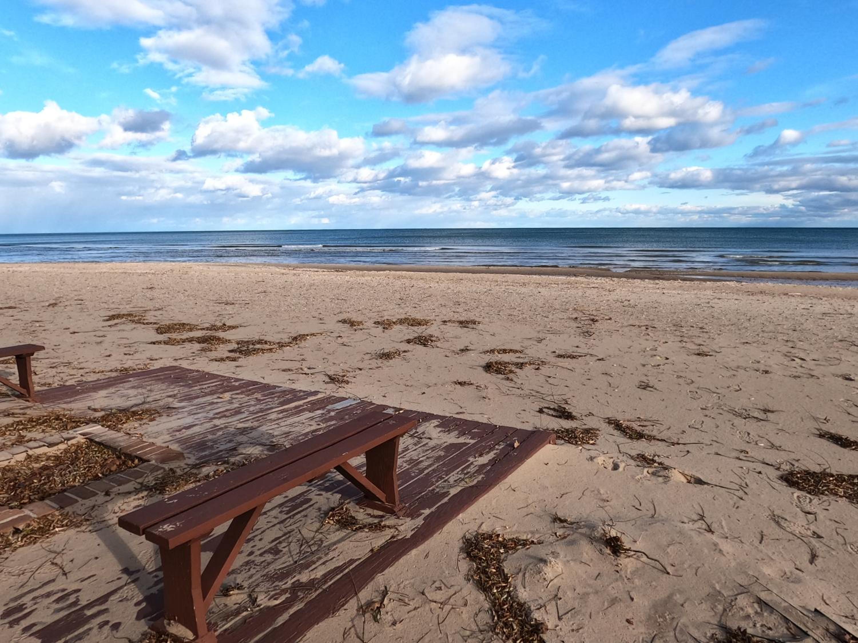 Sunrise Beach Oscoda @ Surfside view 5