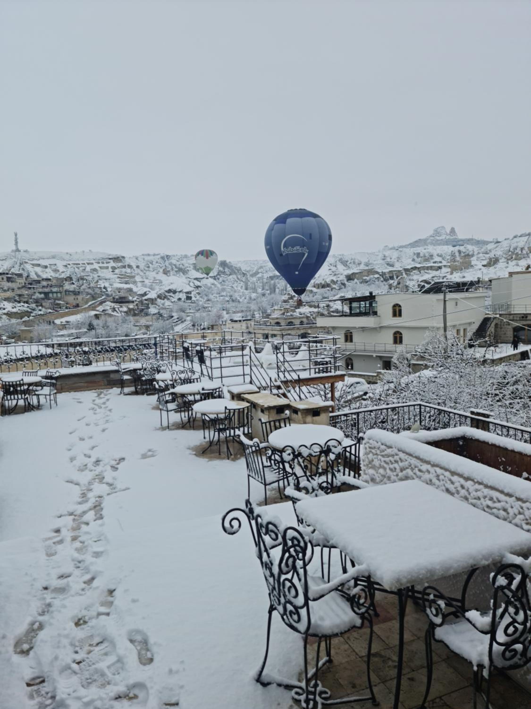 Vineyard Cave Hotel - Image 112