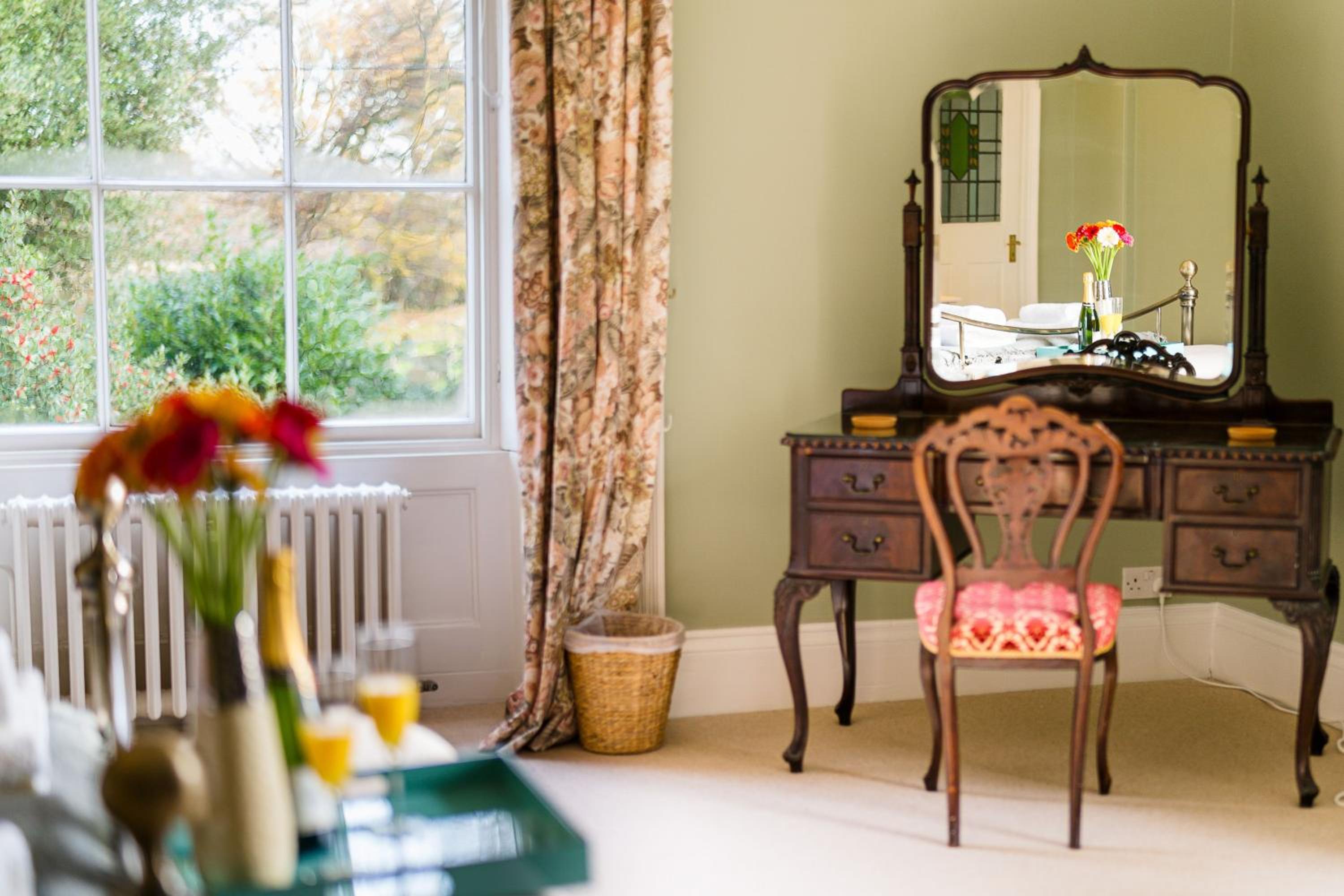 Holly House, Sleeps 15, North Norfolk