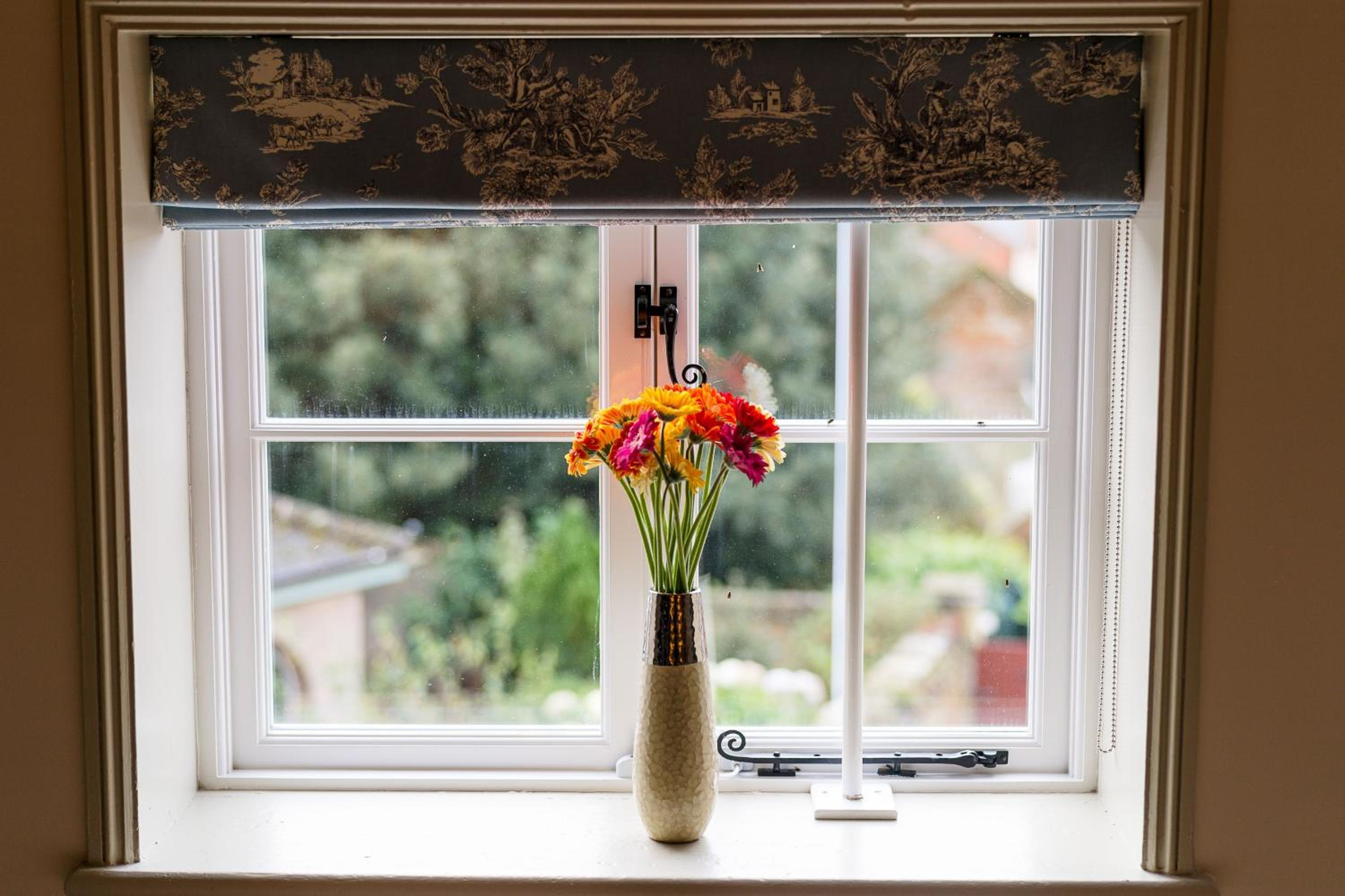 Holly House, Sleeps 15, North Norfolk
