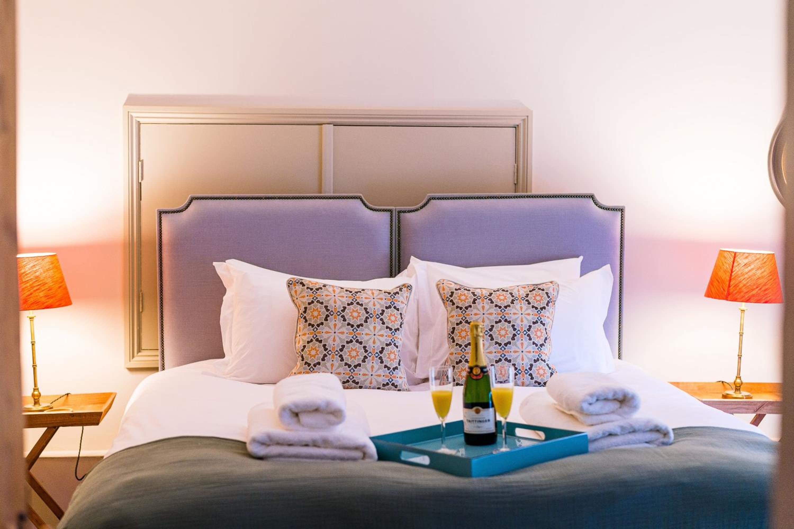 Holly House, Sleeps 15, North Norfolk