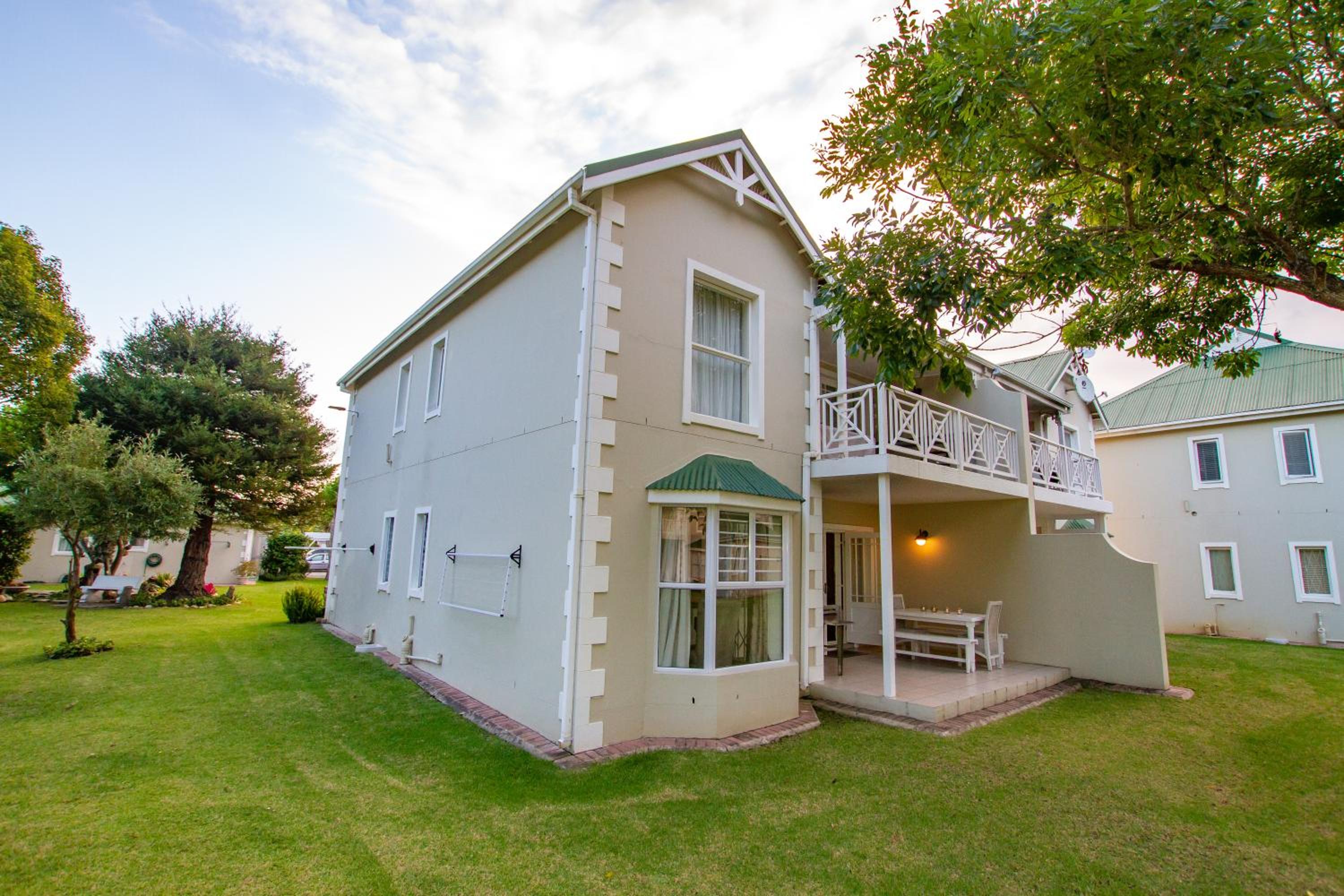 Riverclub Villas