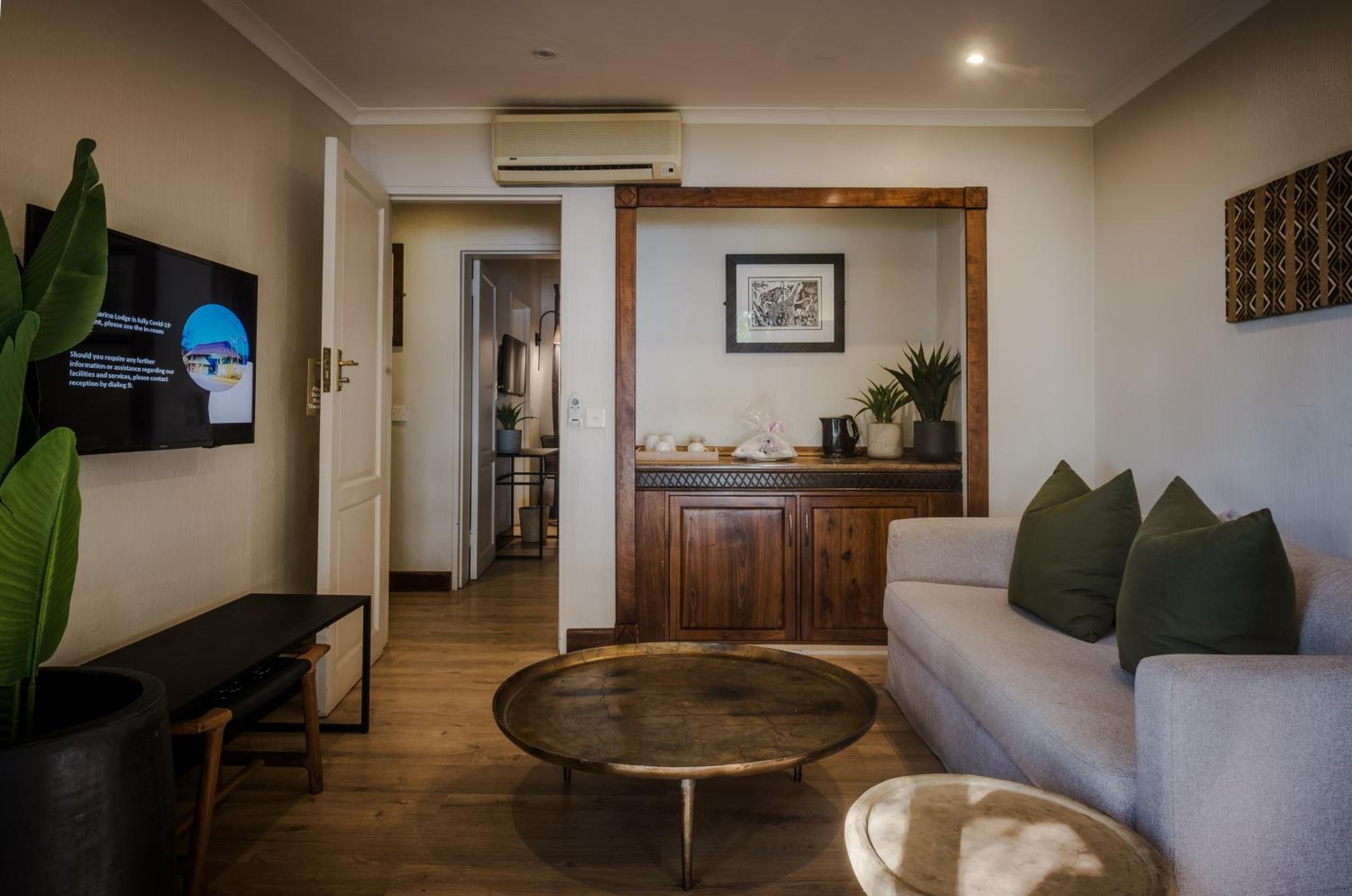 Chobe Marina Lodge