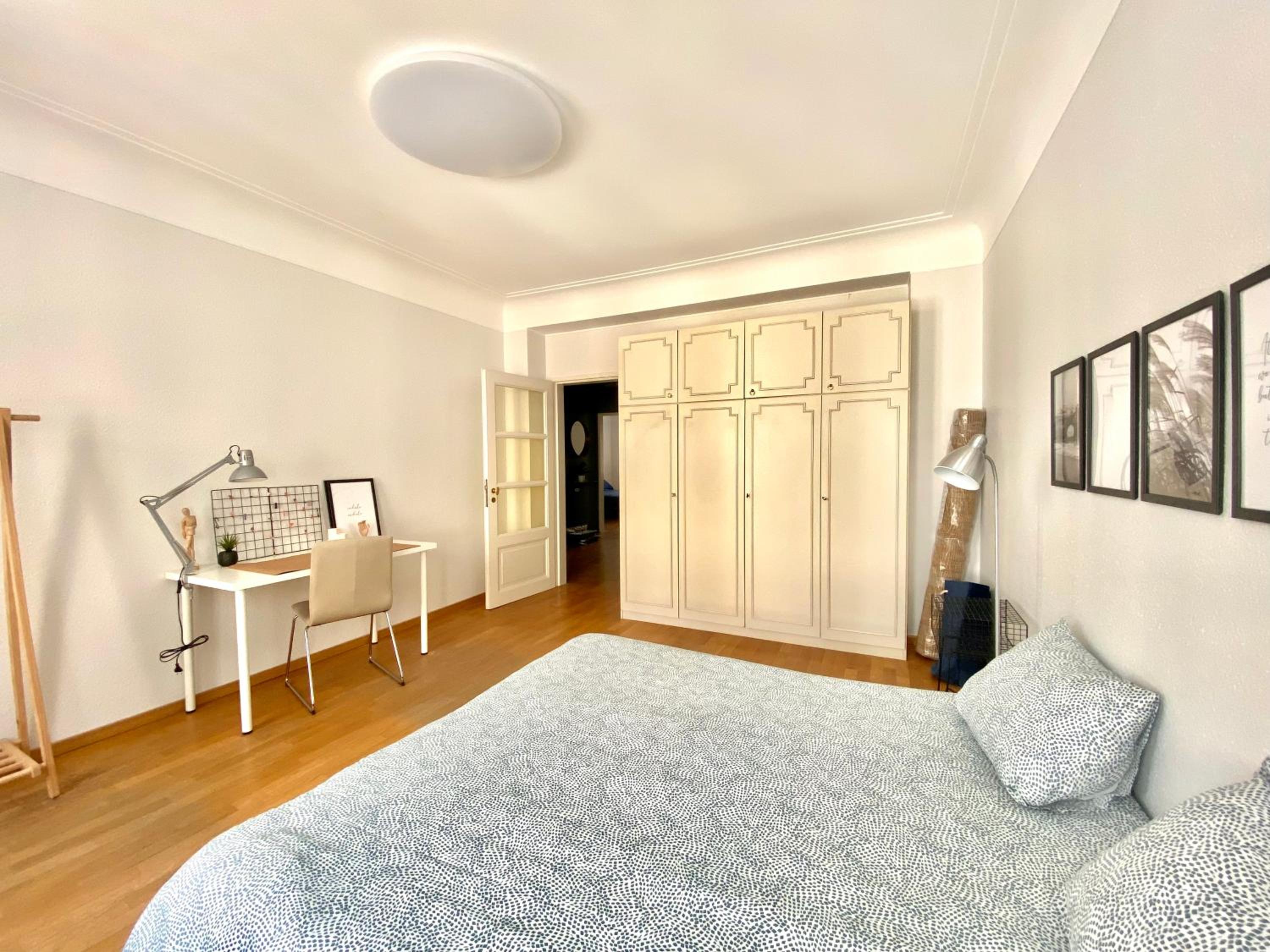Nice Flat in the heart of the City view 2