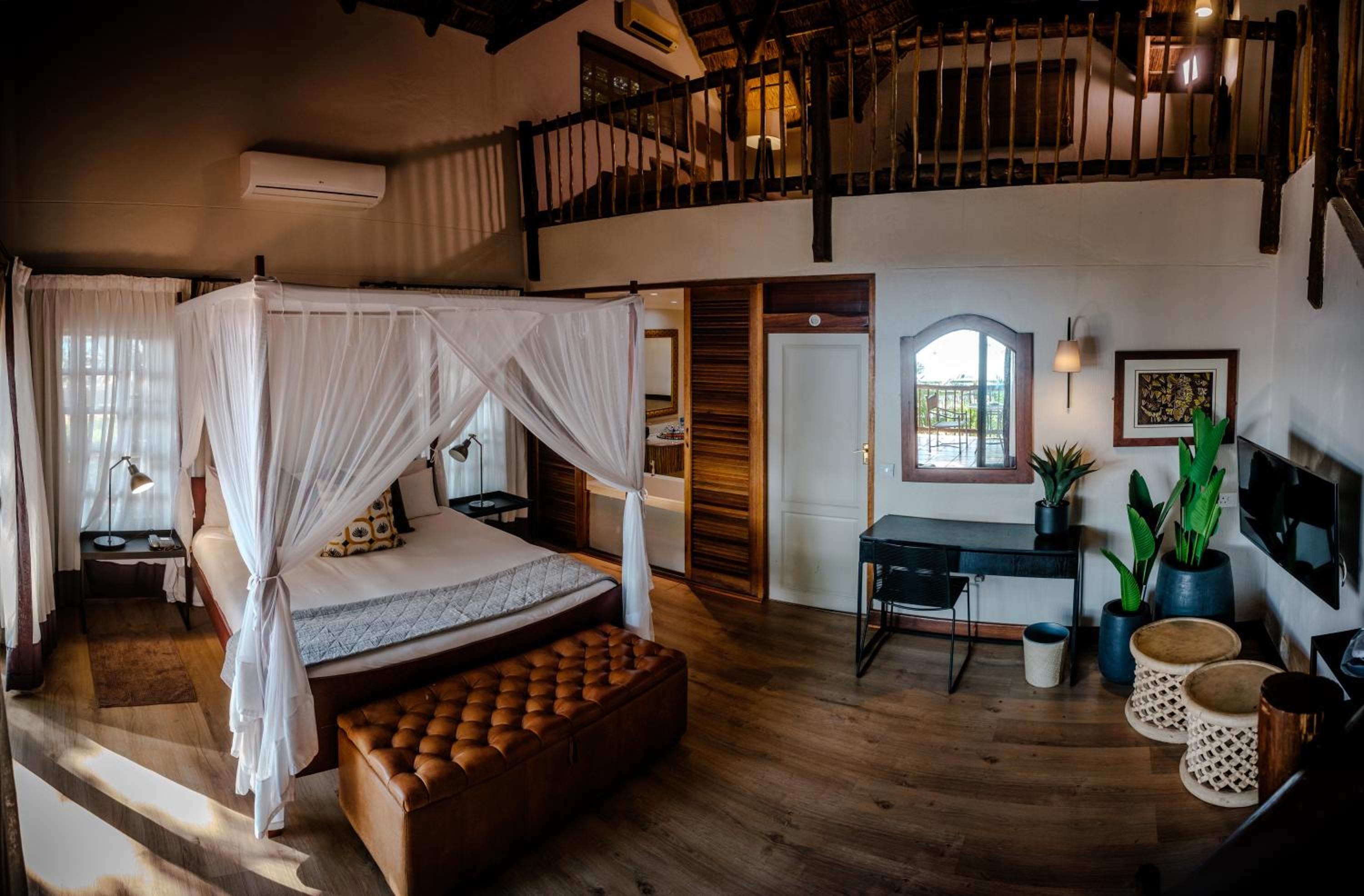 Chobe Marina Lodge