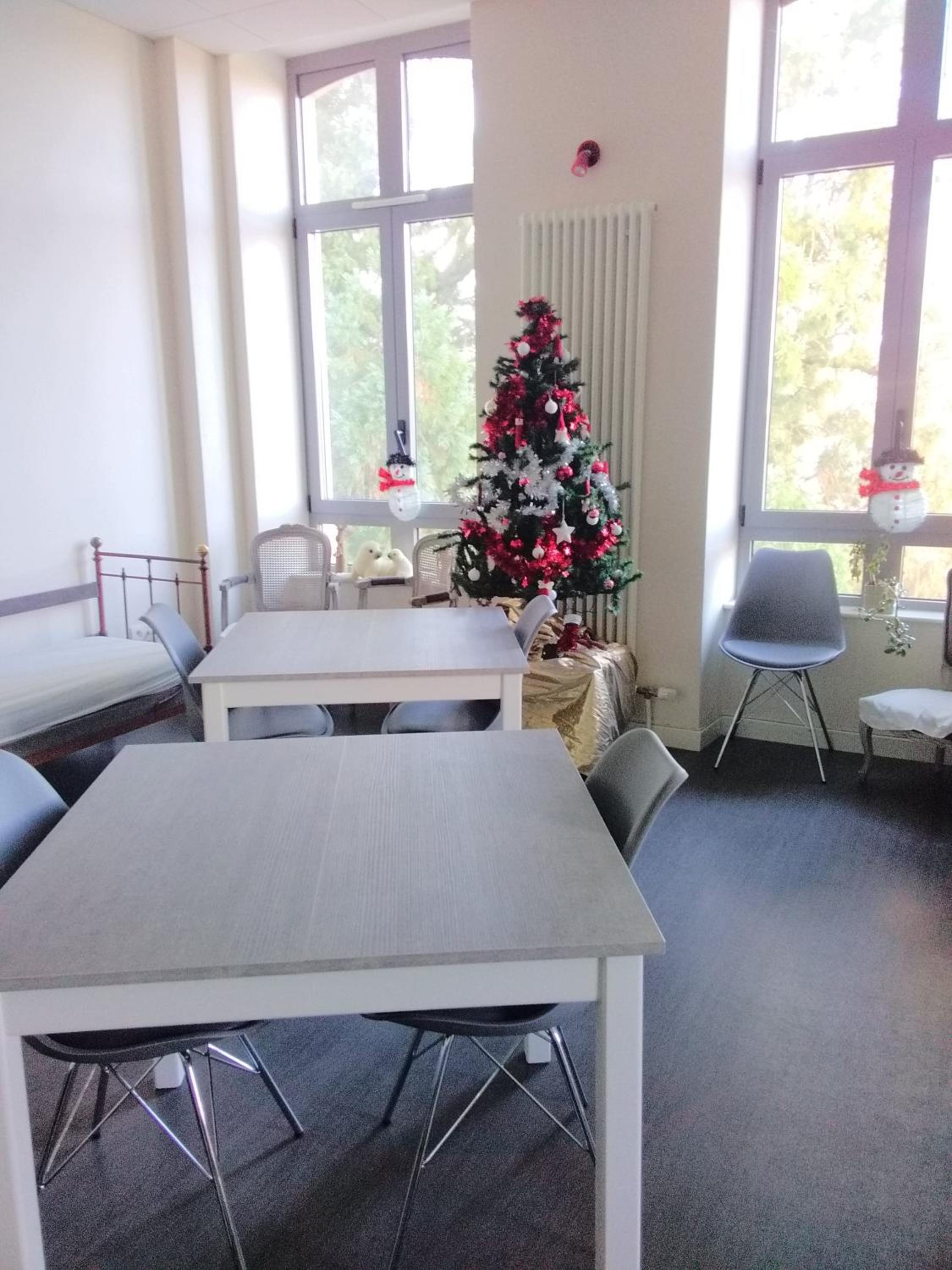 Photo 9