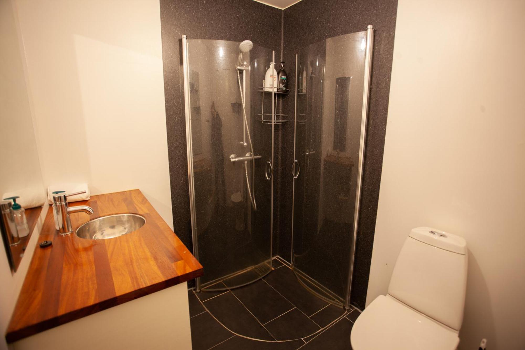 Photo 9