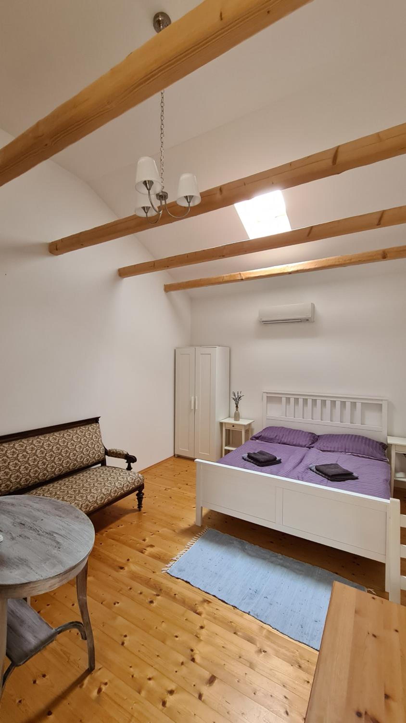 La Bobul Apartments