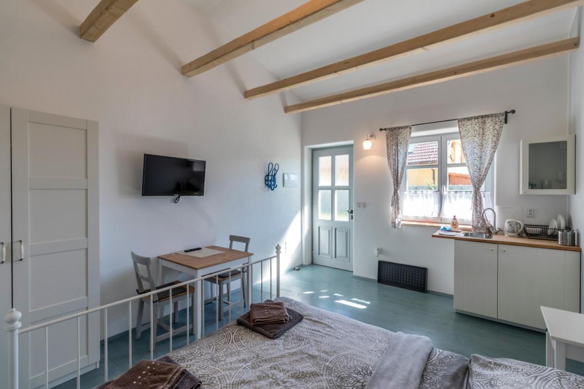 La Bobul Apartments