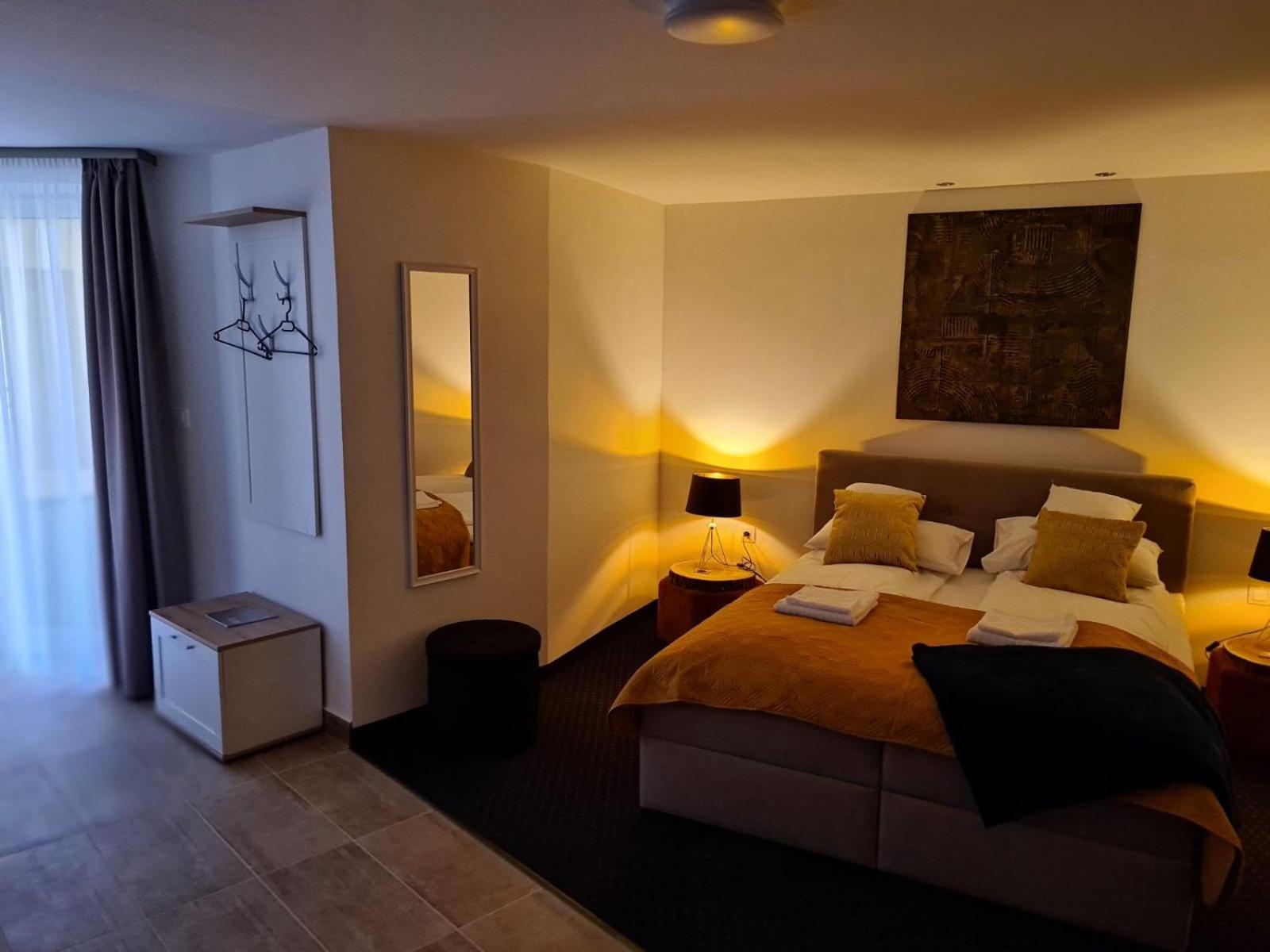 City Center Apartmanház view 4