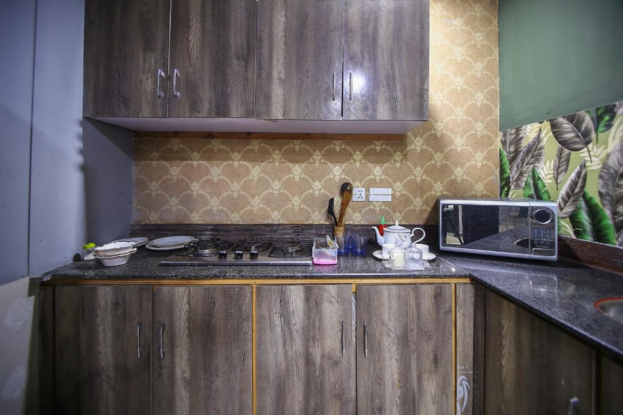 One & Two Bedrooms Apartment Near DHA & Airport