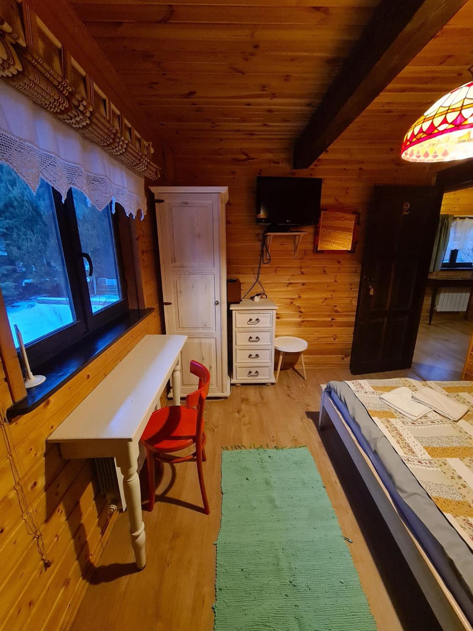 Photo 18