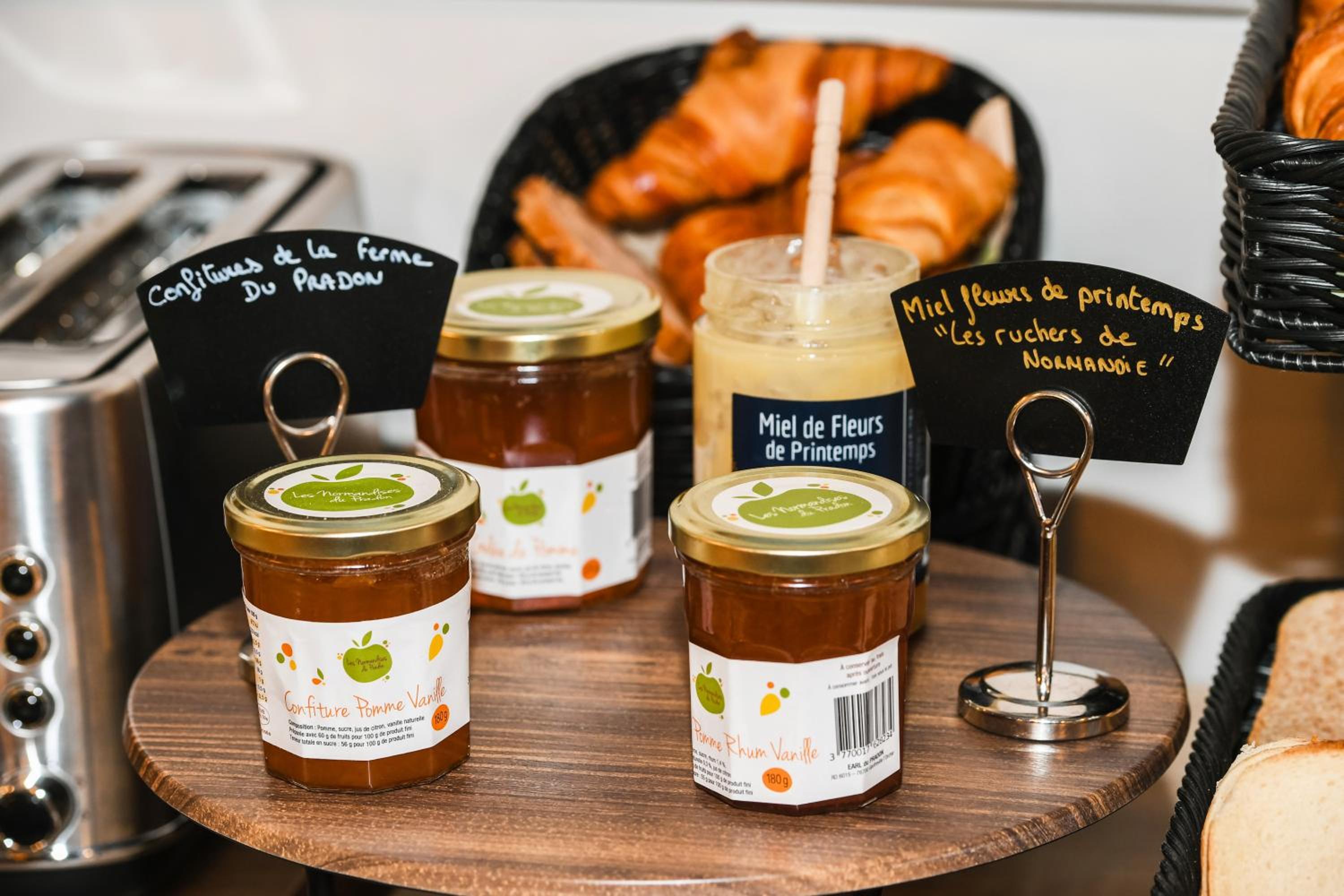 Le Havre Vacations - Best Western Plus Le Havre Centre Gare - Property Image 14