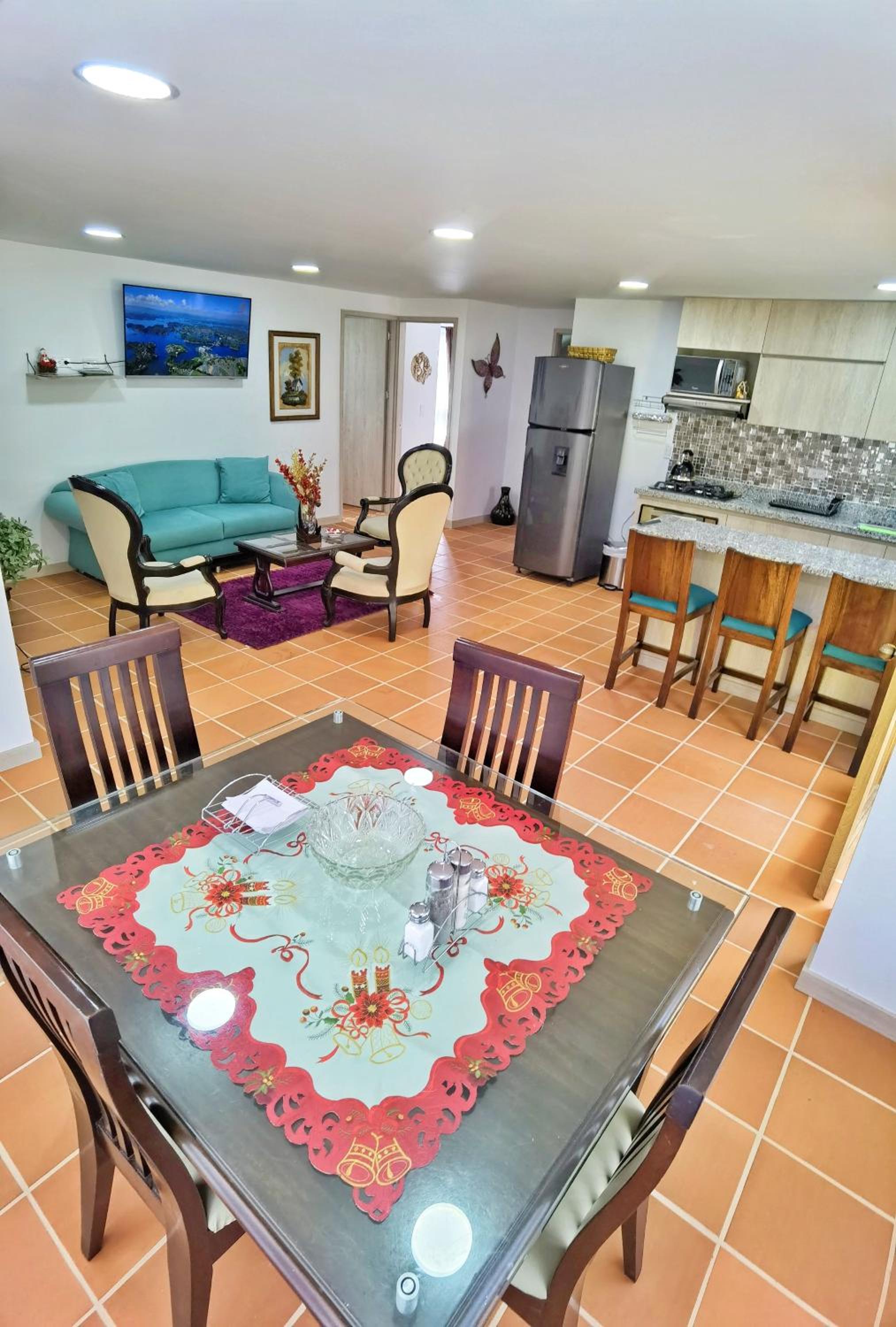 Hermosa casa de campo en GUATAPÉ