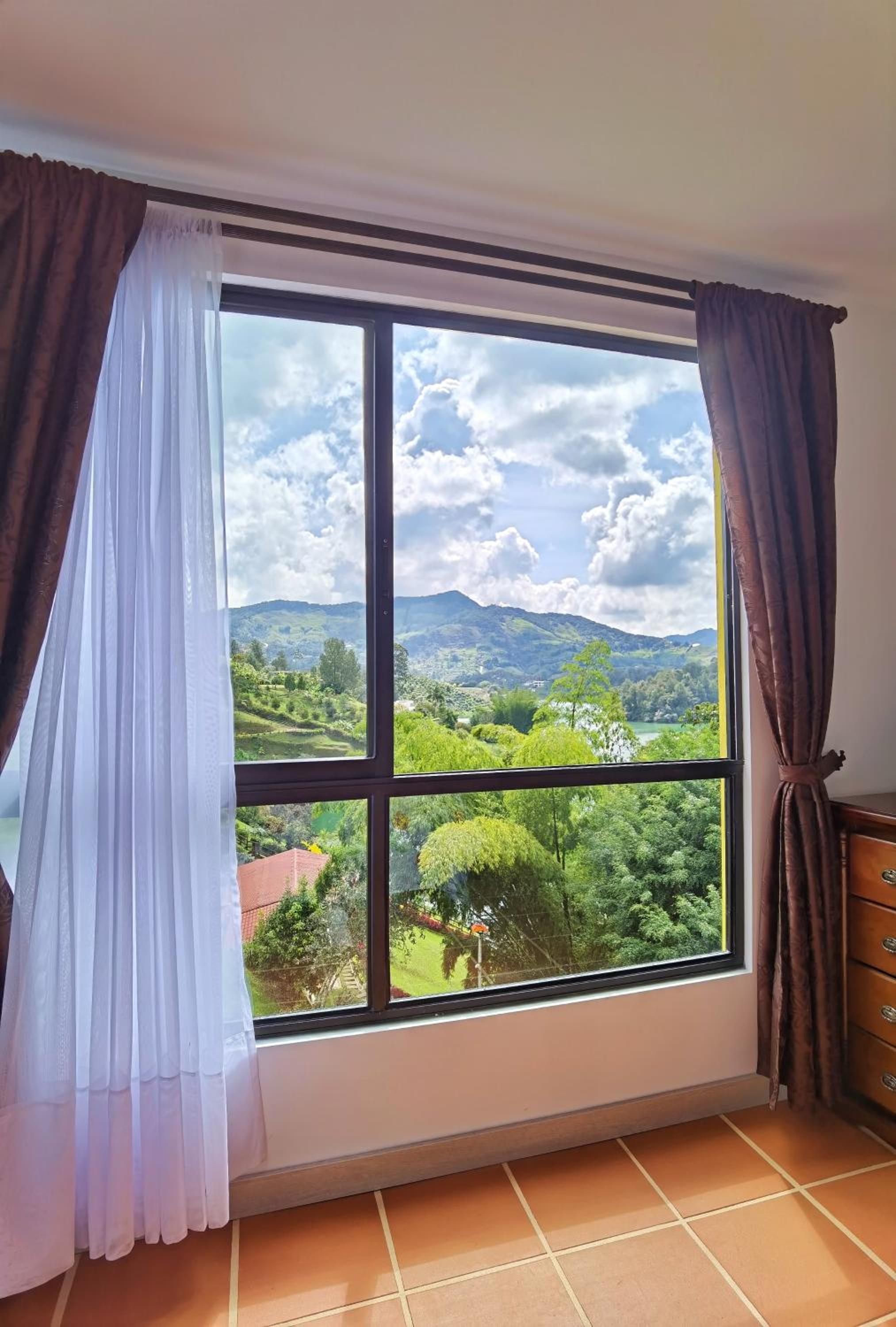 Hermosa casa de campo en GUATAPÉ