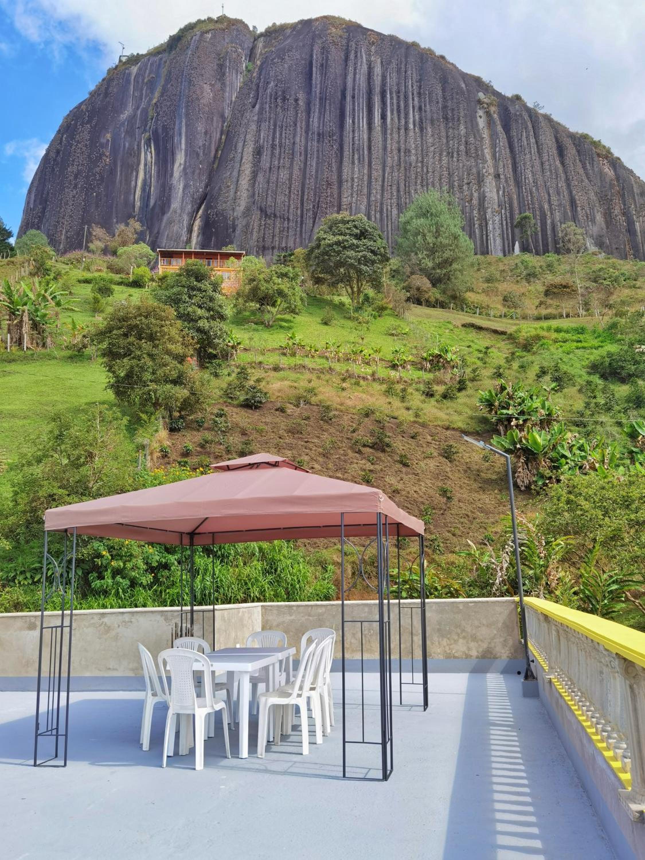 Hermosa casa de campo en GUATAPÉ