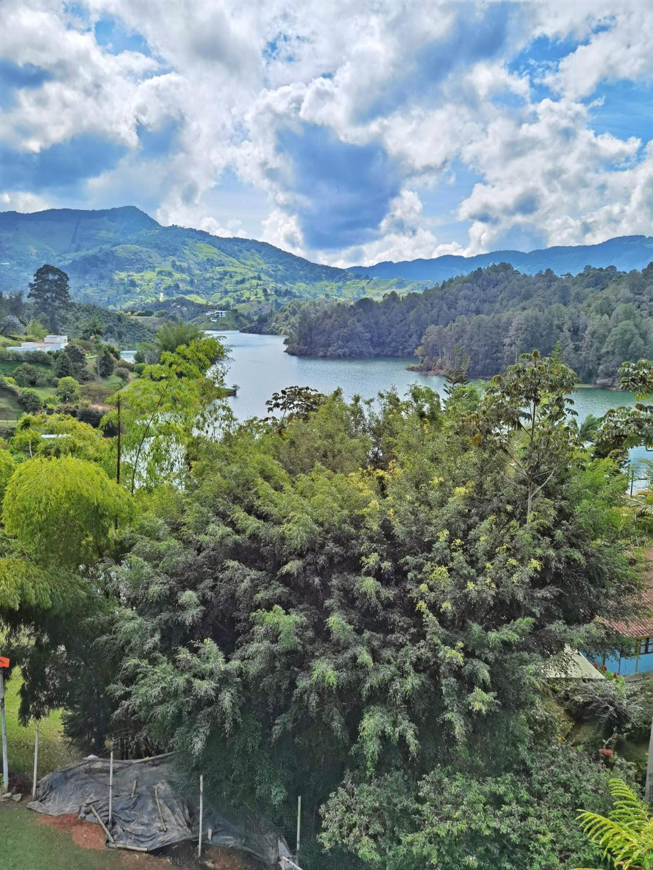 Hermosa casa de campo en GUATAPÉ