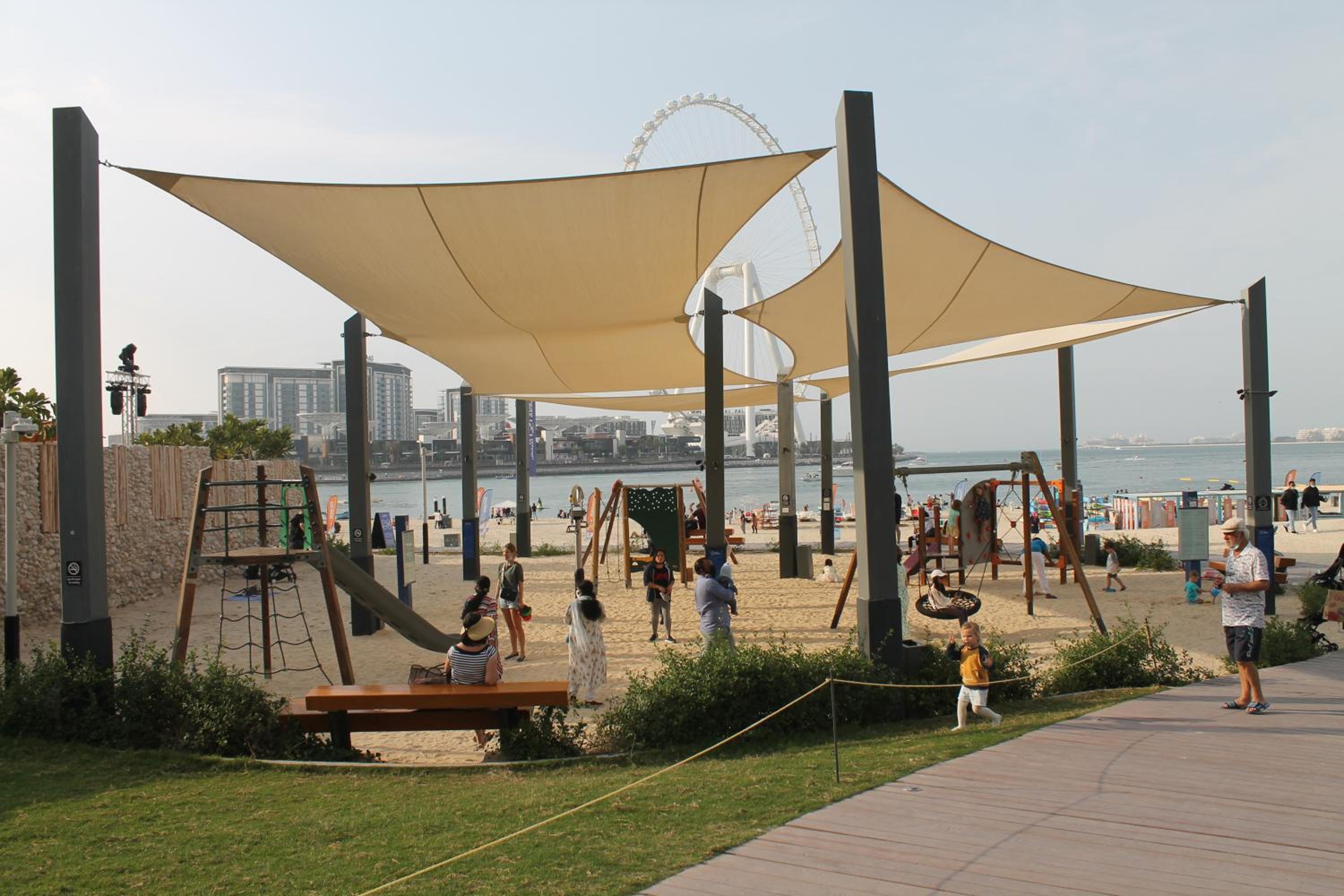 Newly furnished One Bedroom Apartment next to Metro & Beach in Marina Residence