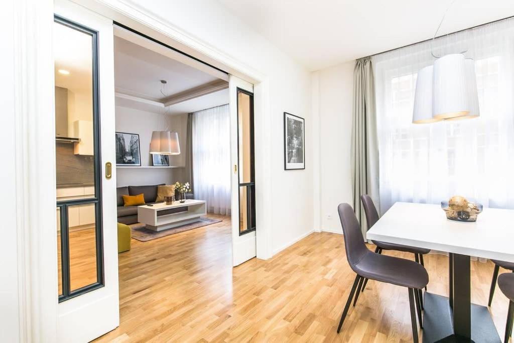 UNIQUE Old Town apartments at Palace Dlouha